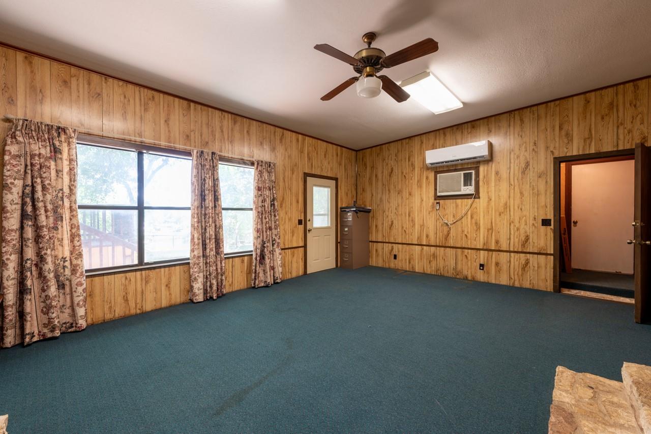 417 CR 136A, Kingsland, TX 78639