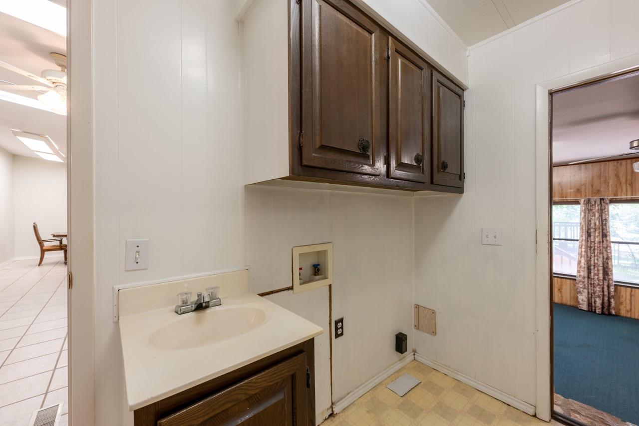 417 CR 136A, Kingsland, TX 78639