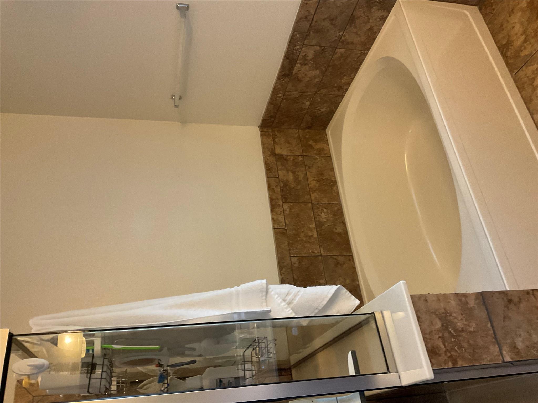 2296 Herzog, Kyle, TX 78640