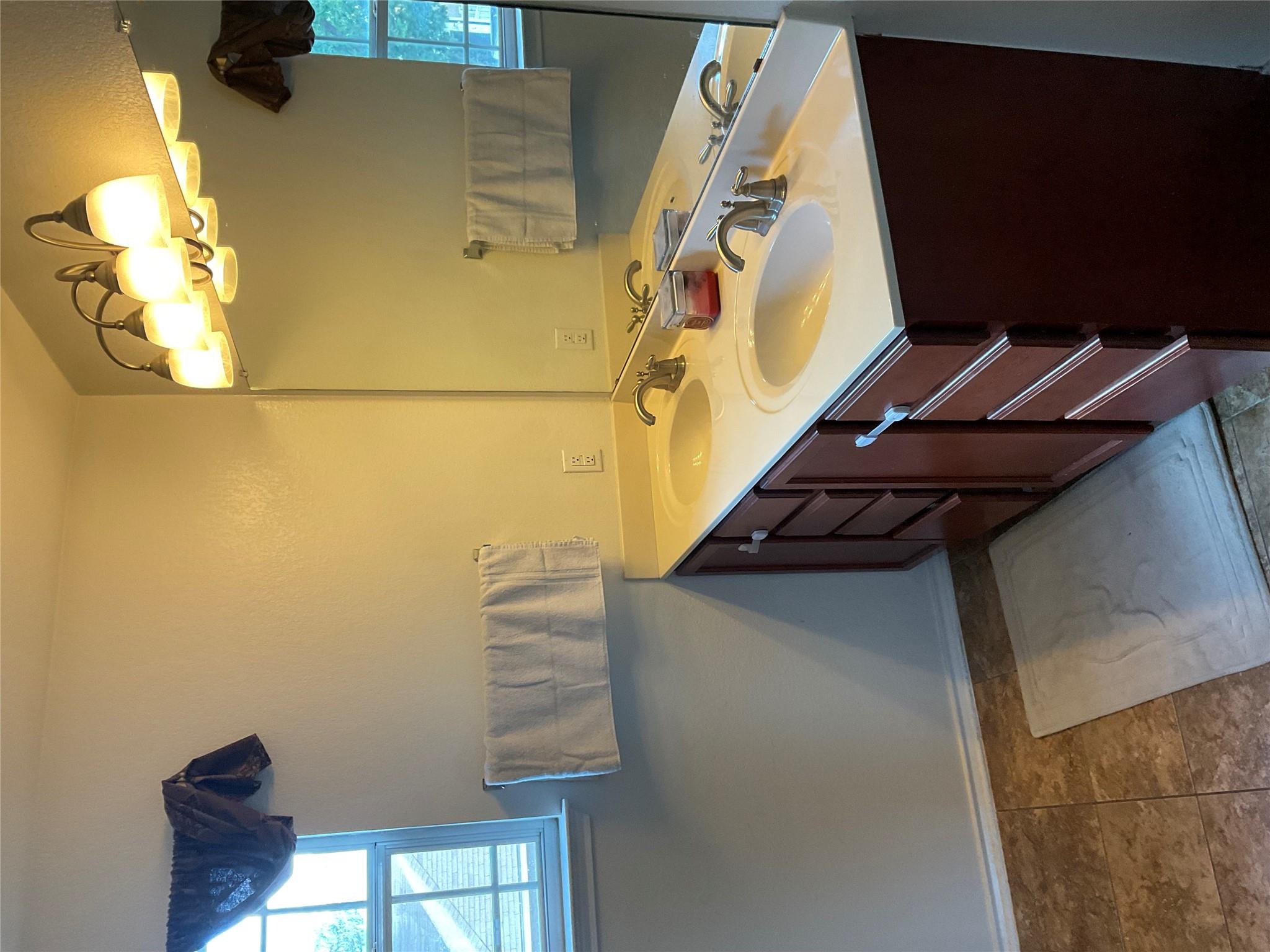 2296 Herzog, Kyle, TX 78640