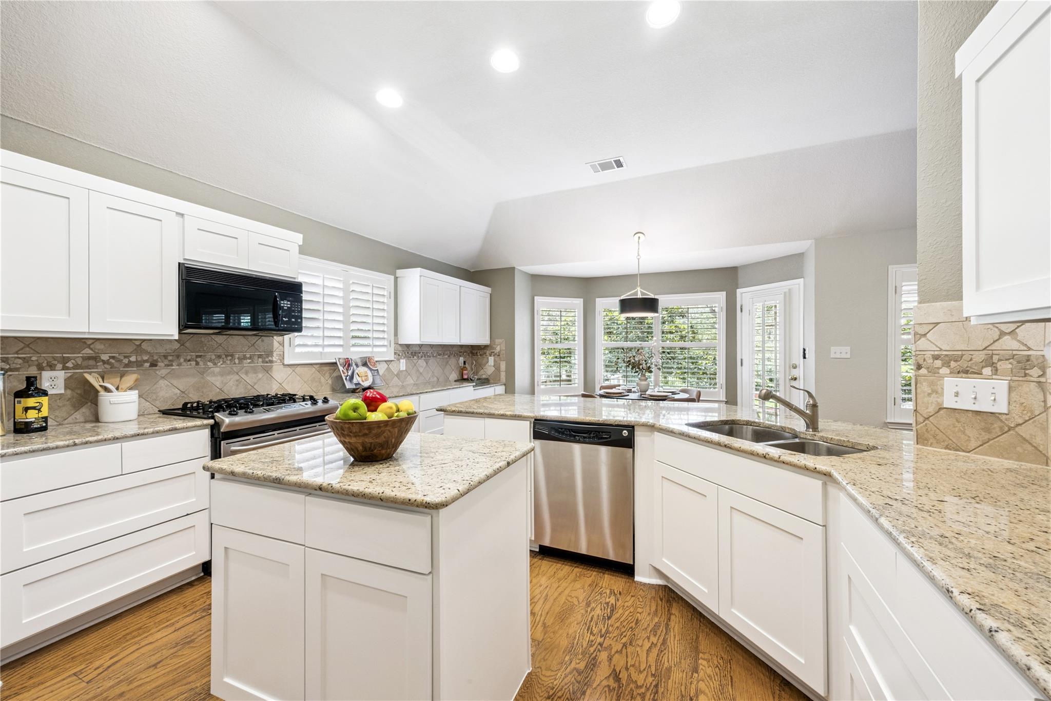 10905 Beachmont Ln, Austin, TX 78739