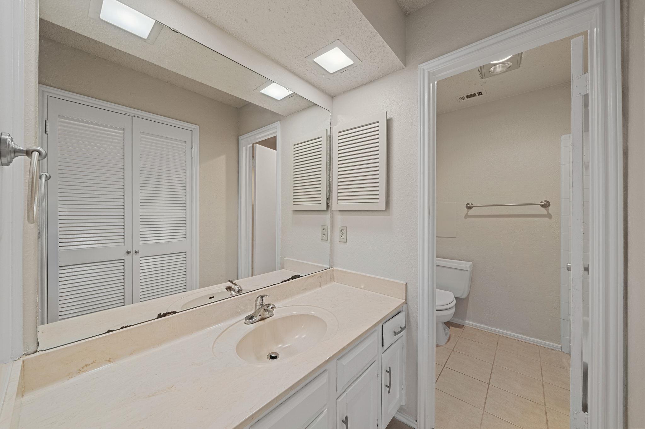 7205 Waldon Dr # N208, Austin, TX 78750