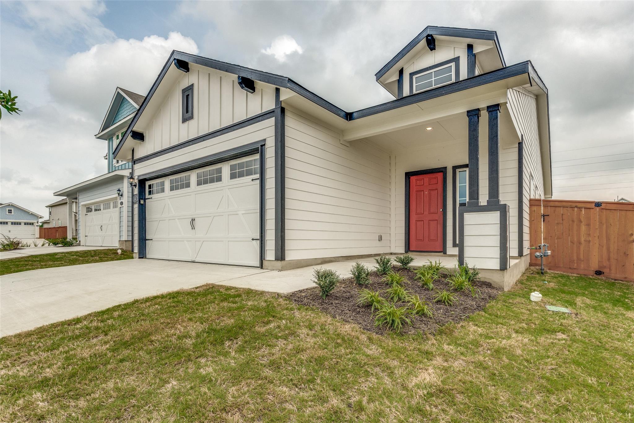 140 Thunder Oak St, San Marcos, TX 78666