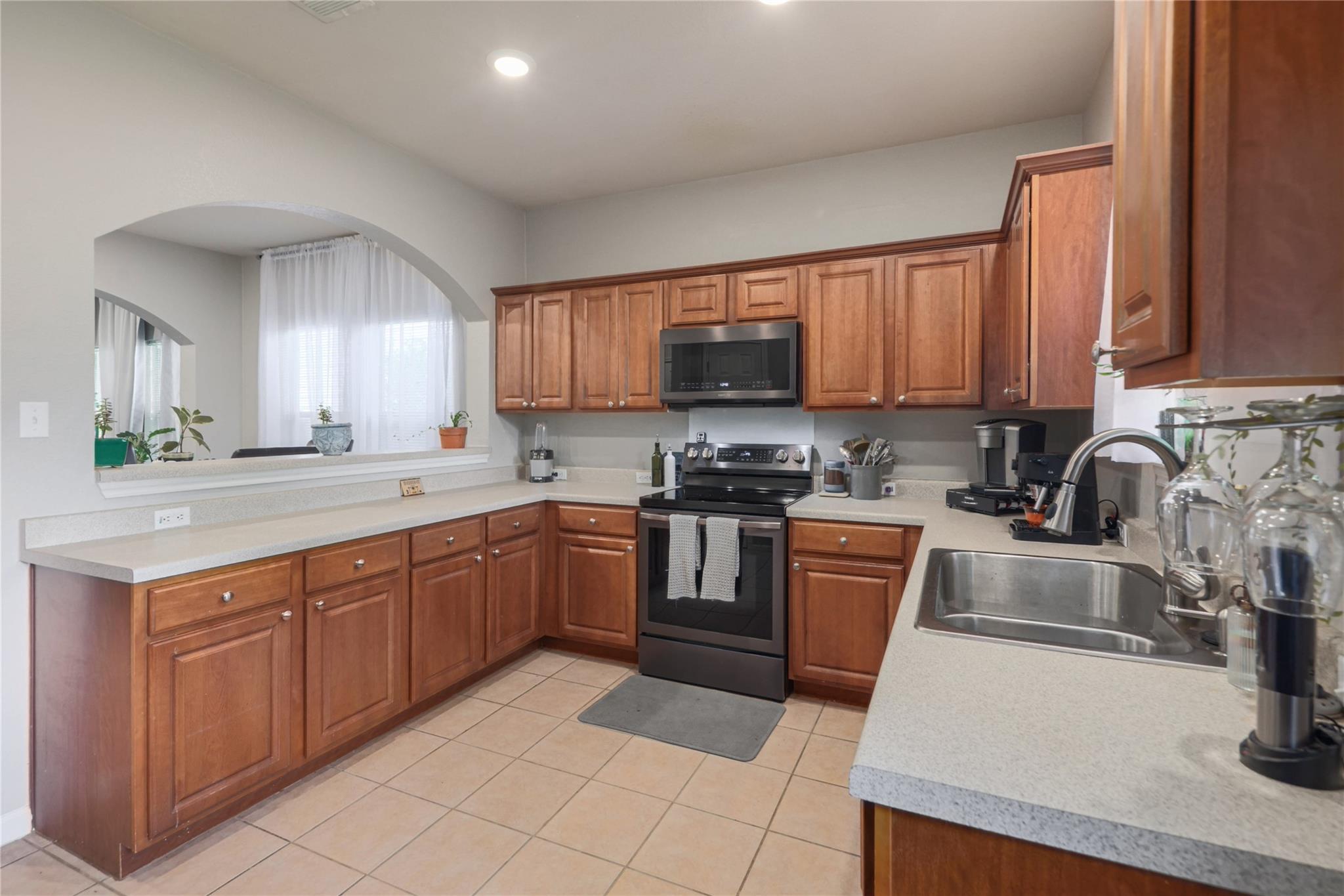 9213 Brents Elm Dr, Austin, TX 78744