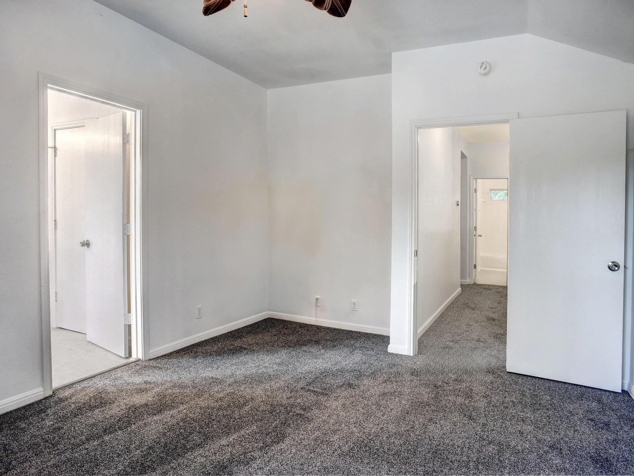 117 High Point Blvd, Cedar Creek, TX 78612