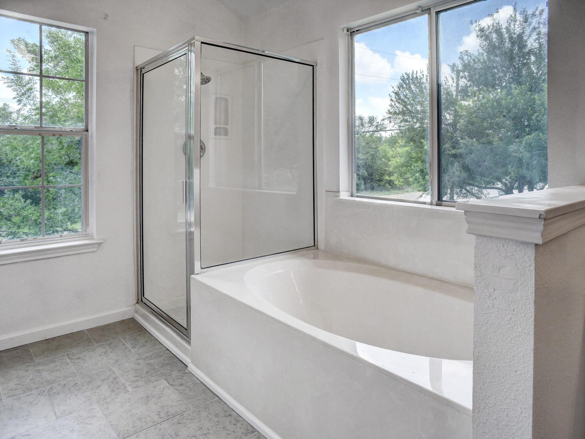 117 High Point Blvd, Cedar Creek, TX 78612