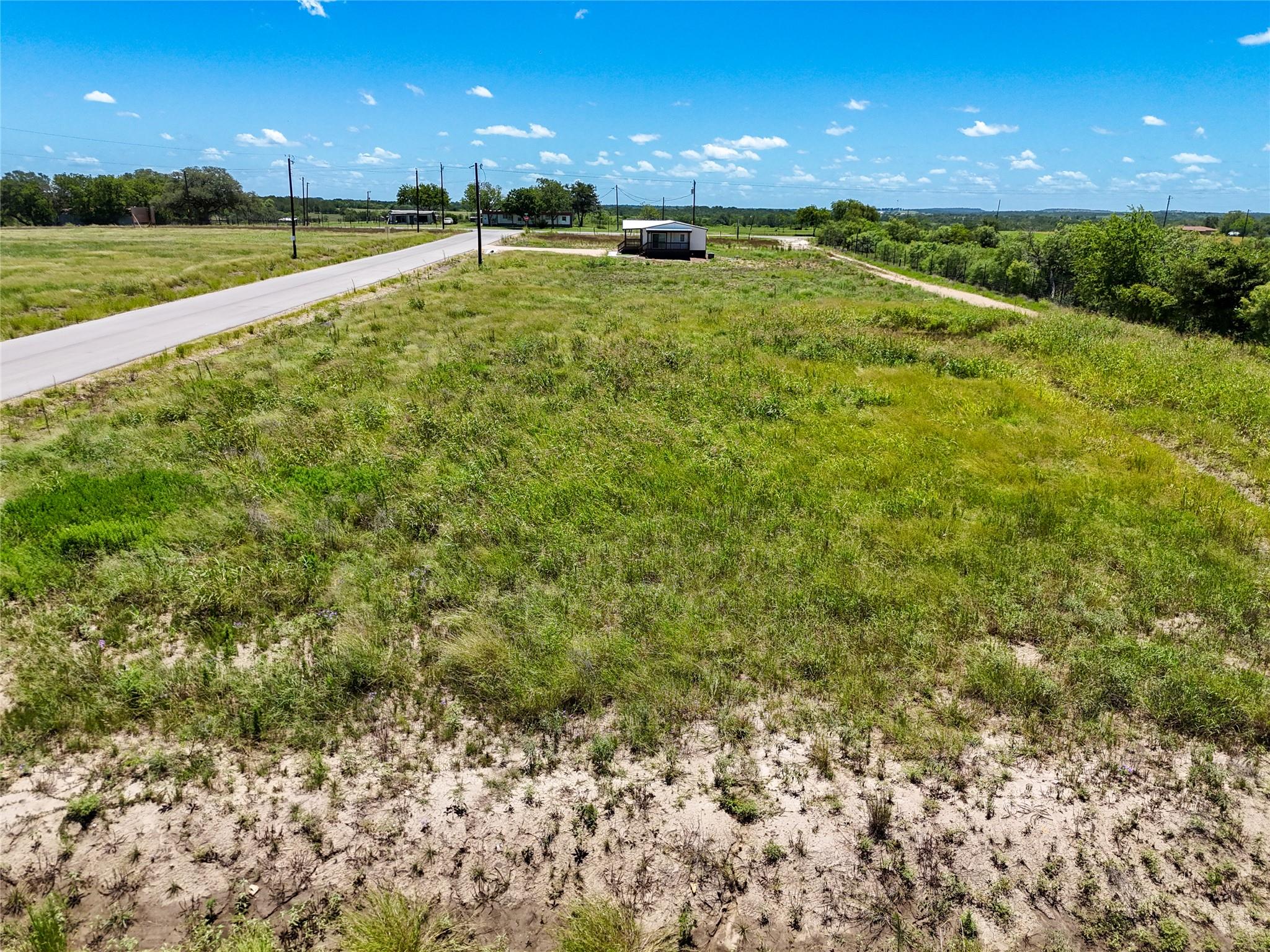 167 Beckham Dr, Dale, TX 78616