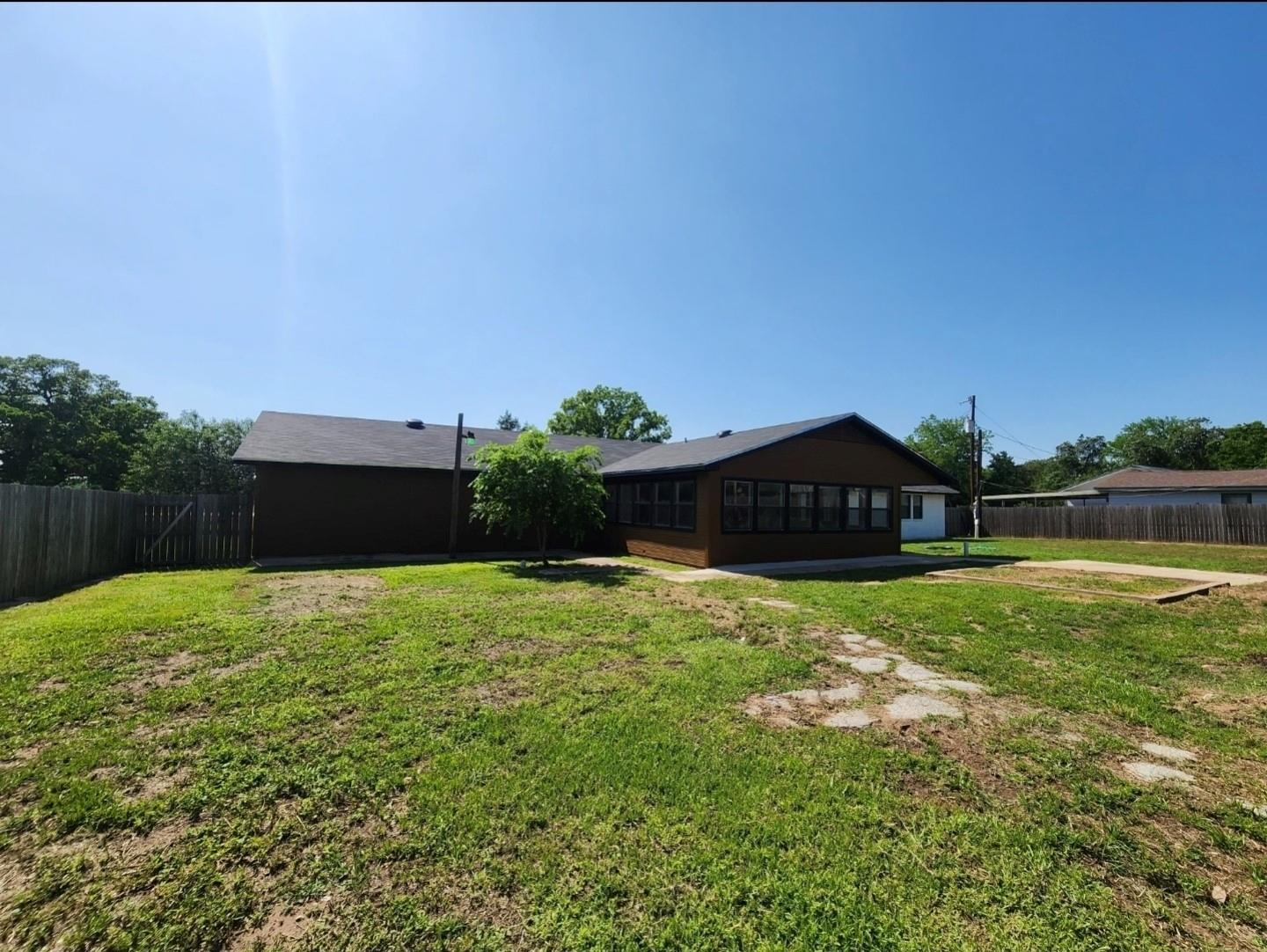 1011 N State Highway 95 Highway N, Bastrop, TX 78602