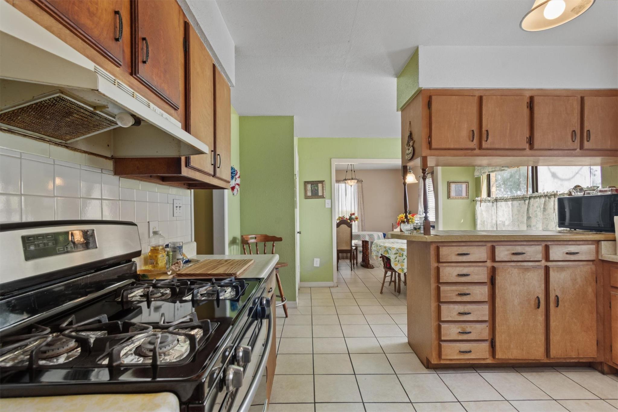 2080 Allison Rd, Martindale, TX 78655