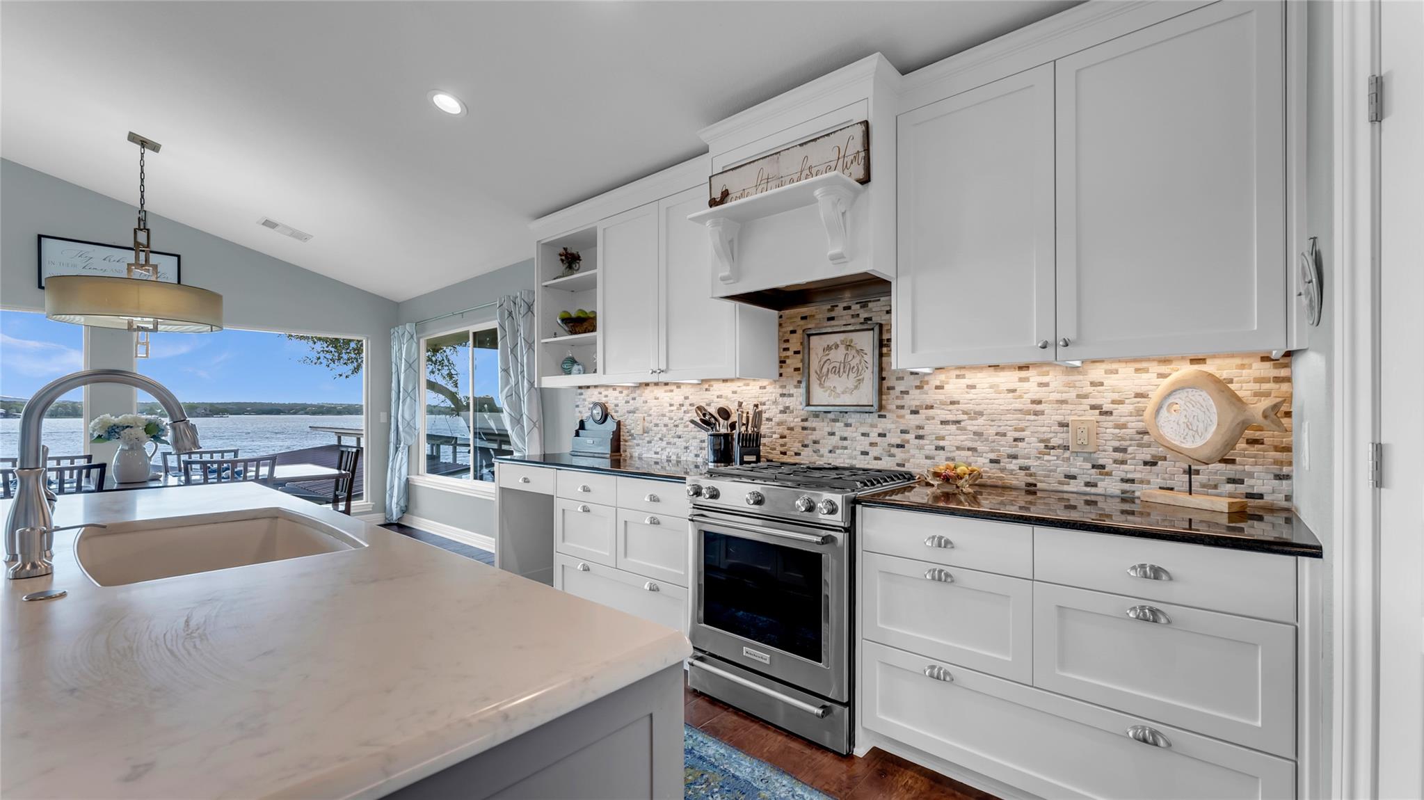 136 Web Isle Dr, Granite Shoals, TX 78654