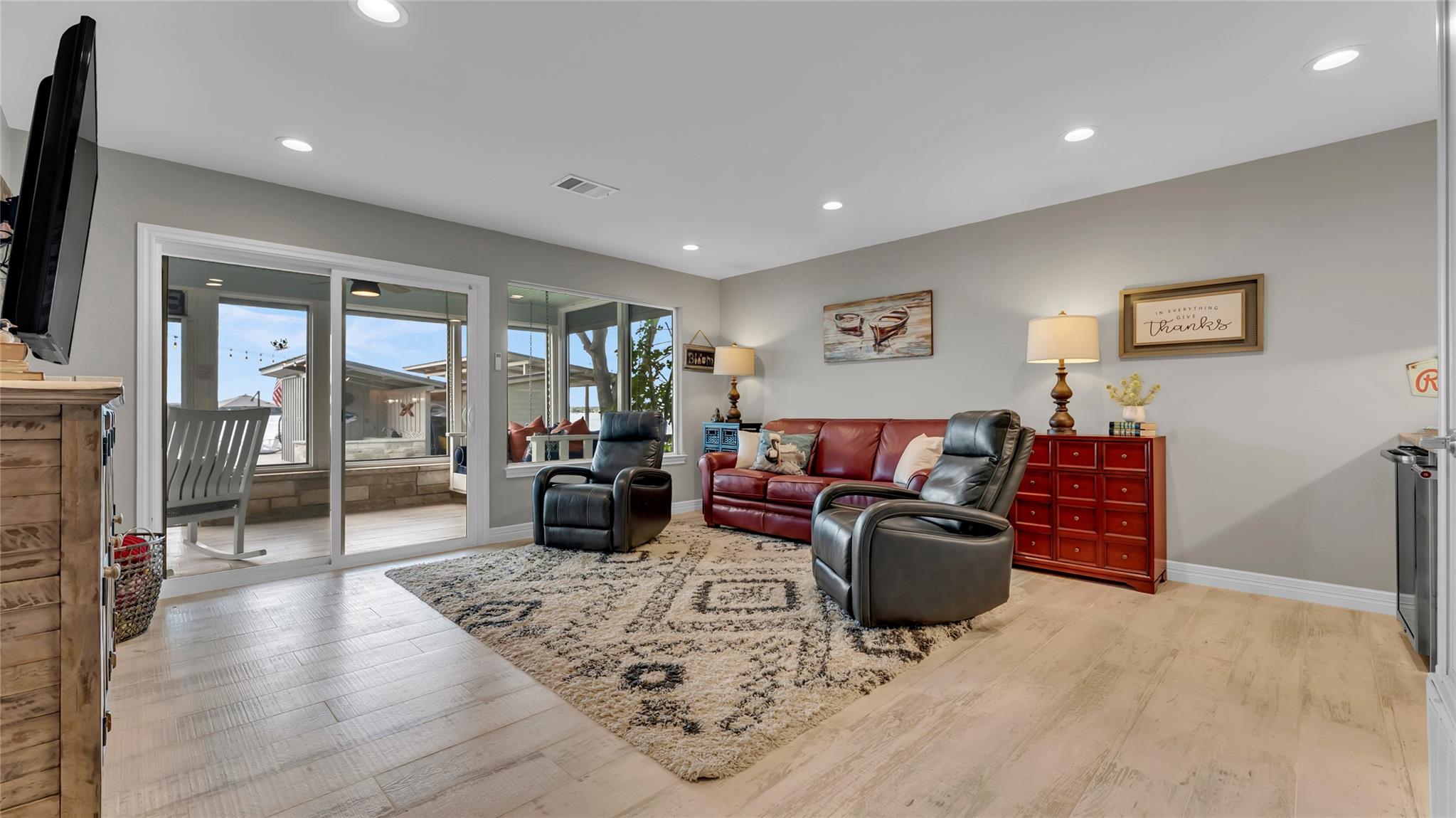 136 Web Isle Dr, Granite Shoals, TX 78654