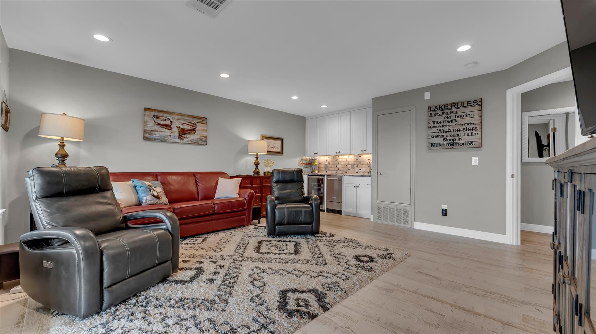 136 Web Isle Dr, Granite Shoals, TX 78654