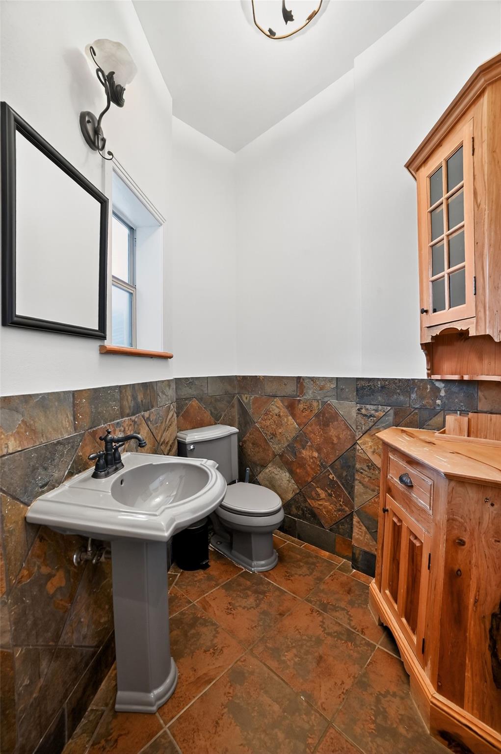 2003 Griswold Ln # A, Austin, TX 78703