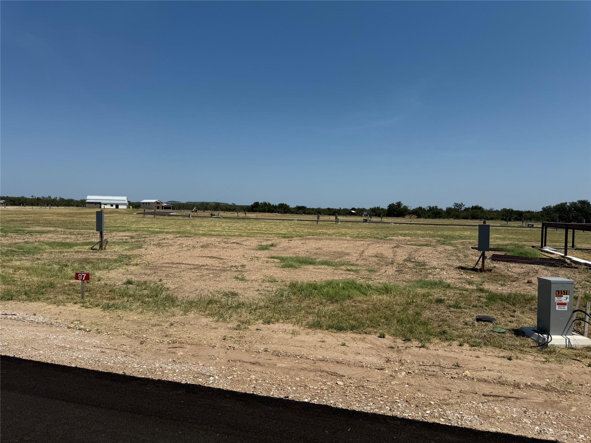 97 Arch Ray Loop, Fredericksburg, TX 78624