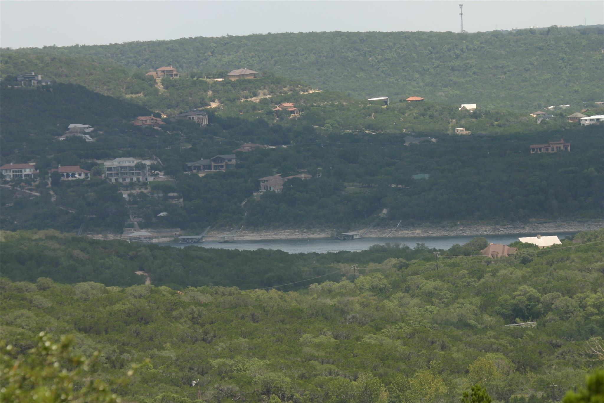 8403 Rock Cliff Dr, Jonestown, TX 78645