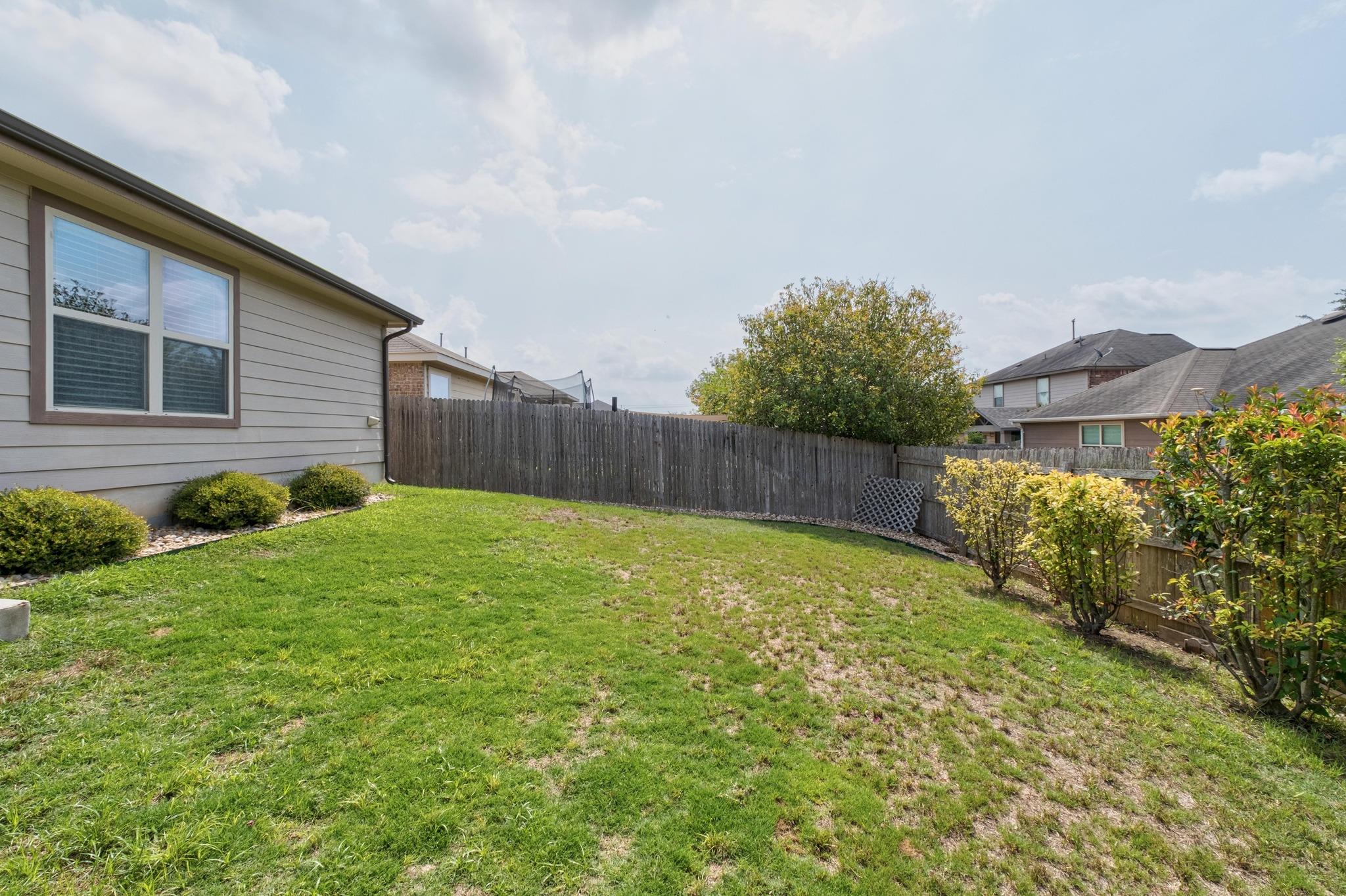 160 Vermilion Marble Trl, Buda, TX 78610
