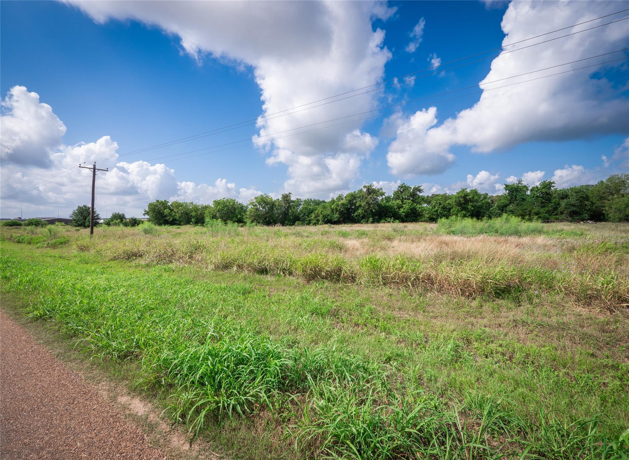 2441 Old Plum Highway, La Grange, TX 78945