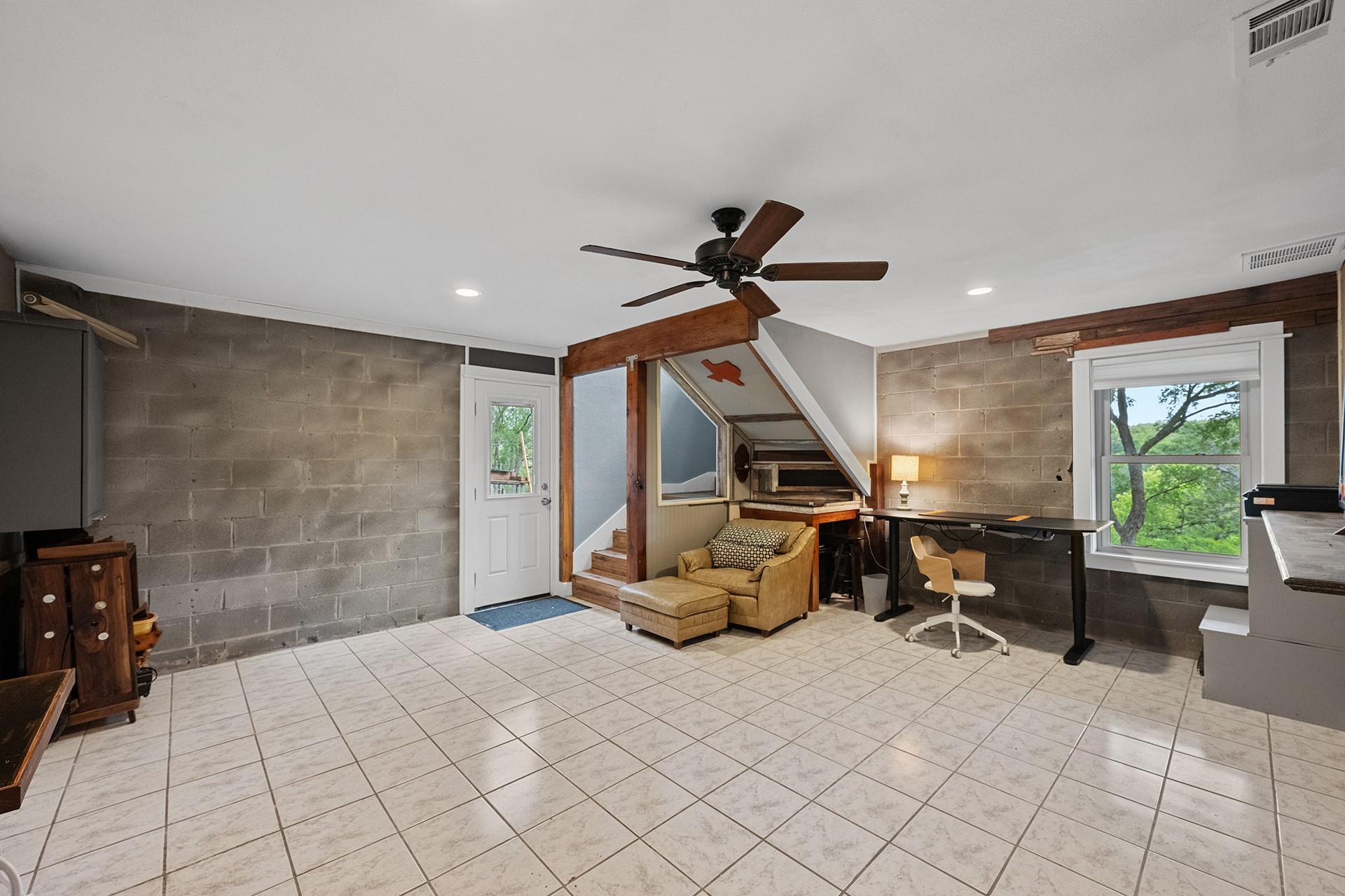 402 Bear Canyon Dr, Manchaca, TX 78652