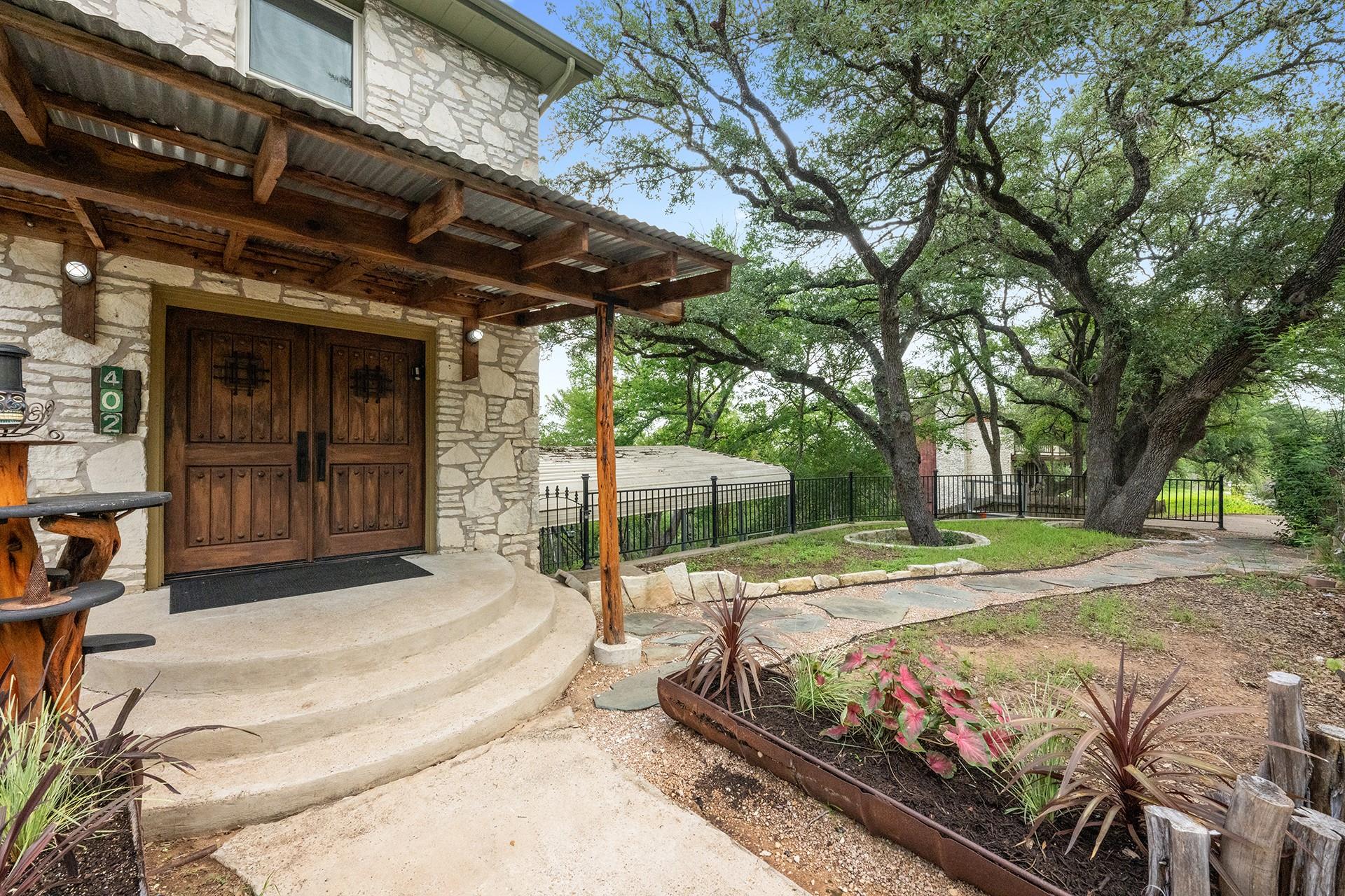 402 Bear Canyon Dr, Manchaca, TX 78652