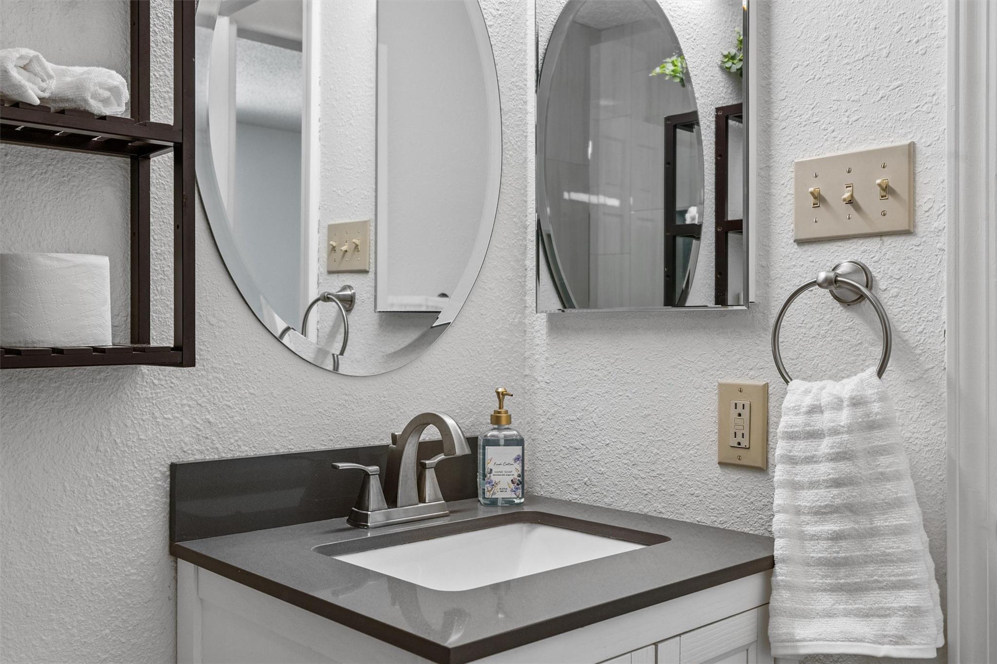 6308 Shadow Bnd, Austin, TX 78745