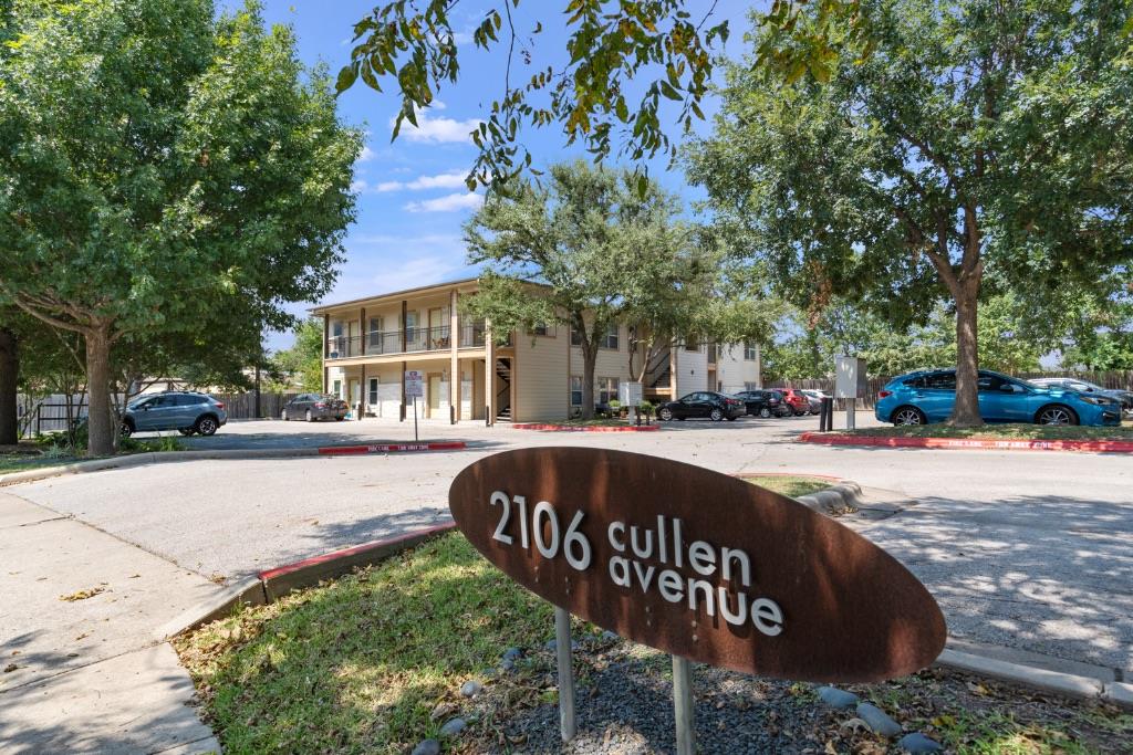 2106 Cullen Ave # 206, Austin, TX 78757