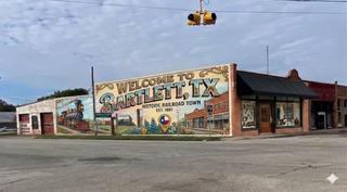 239 E Clark St, Bartlett, TX 76511