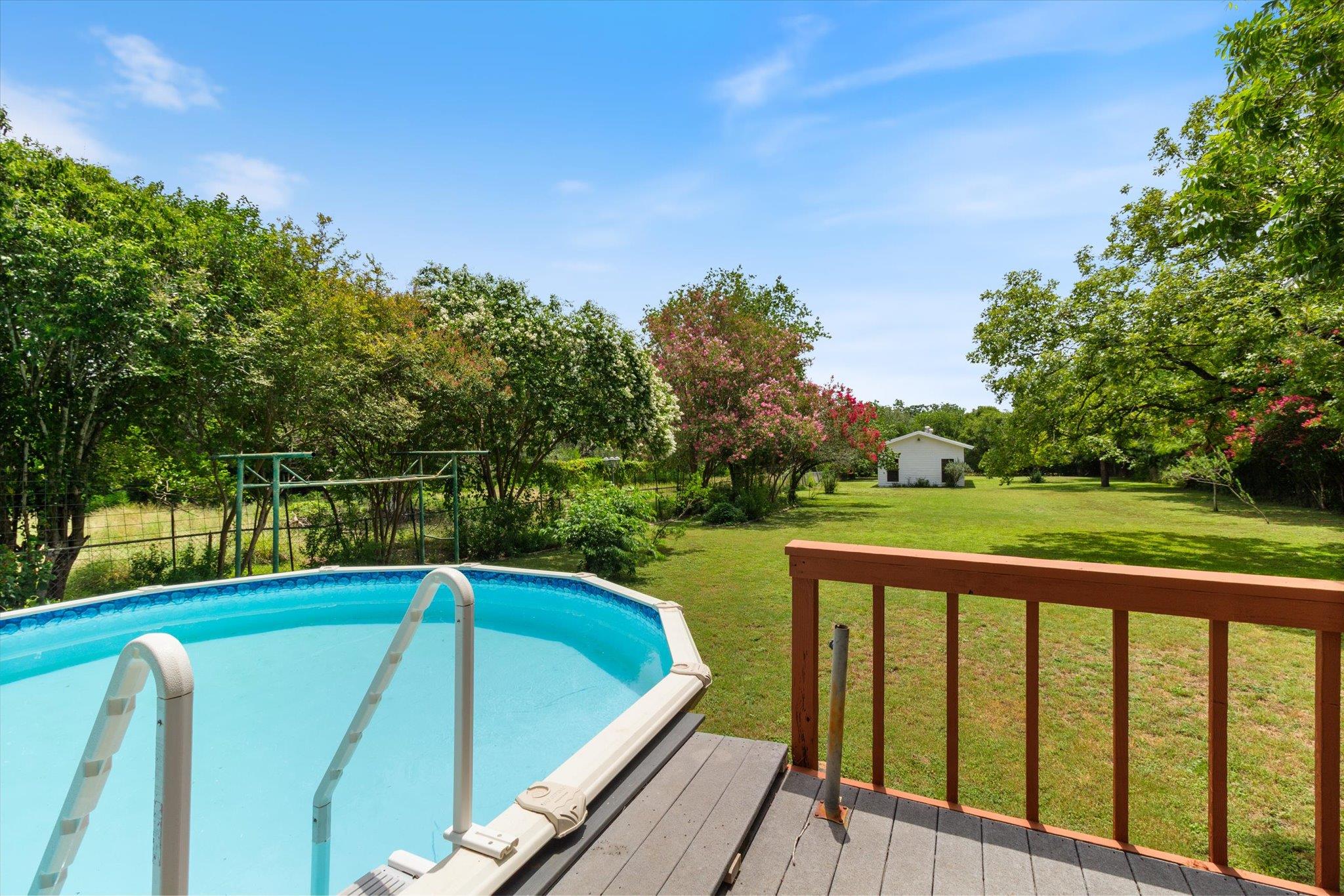 1253 W San Antonio St, San Marcos, TX 78666