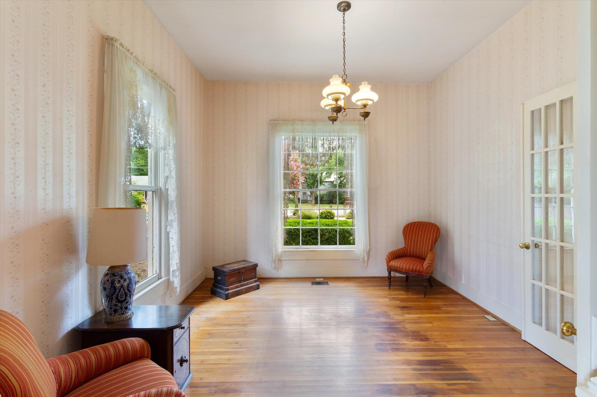 1253 W San Antonio St, San Marcos, TX 78666