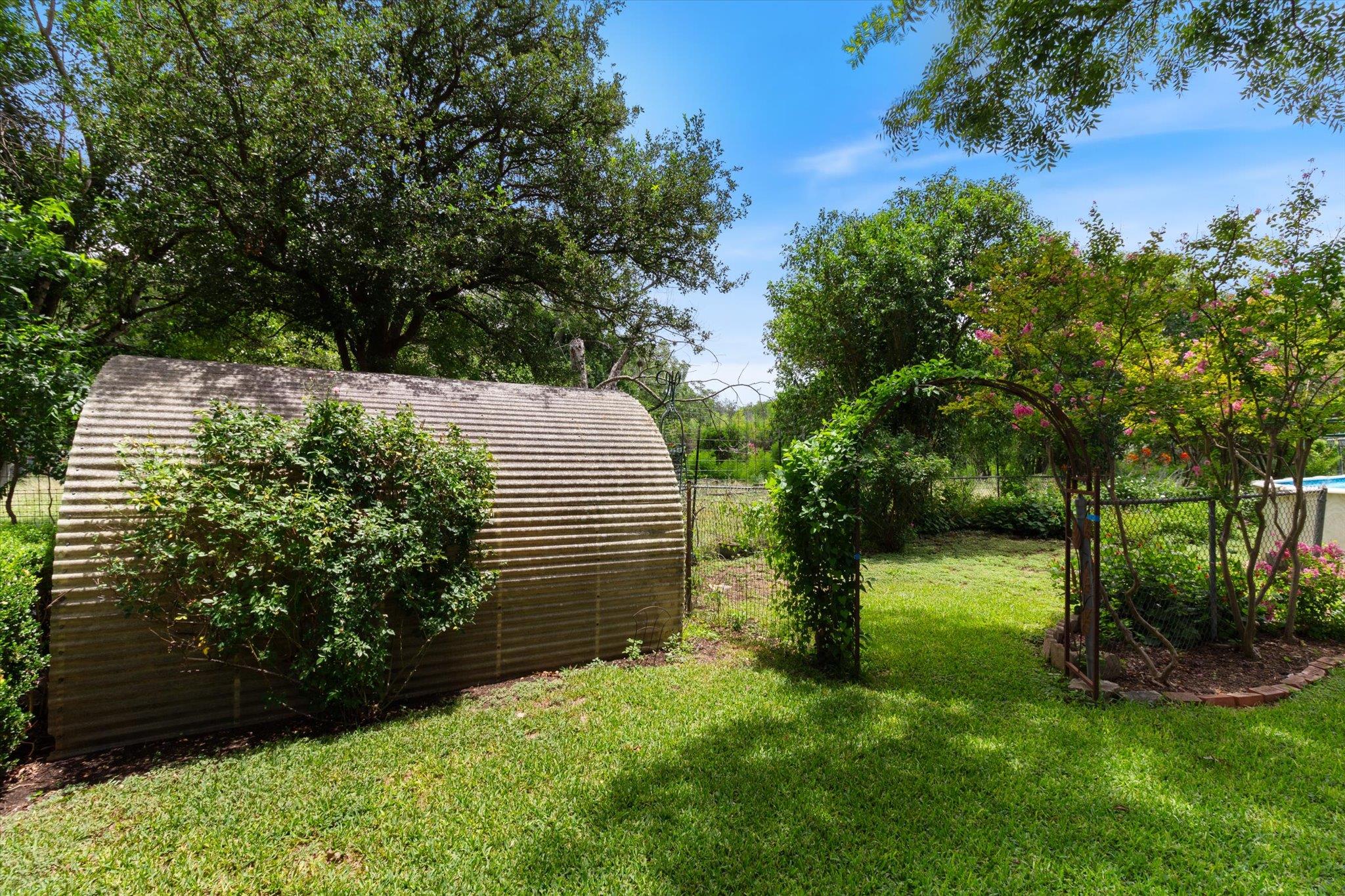 1253 W San Antonio St, San Marcos, TX 78666