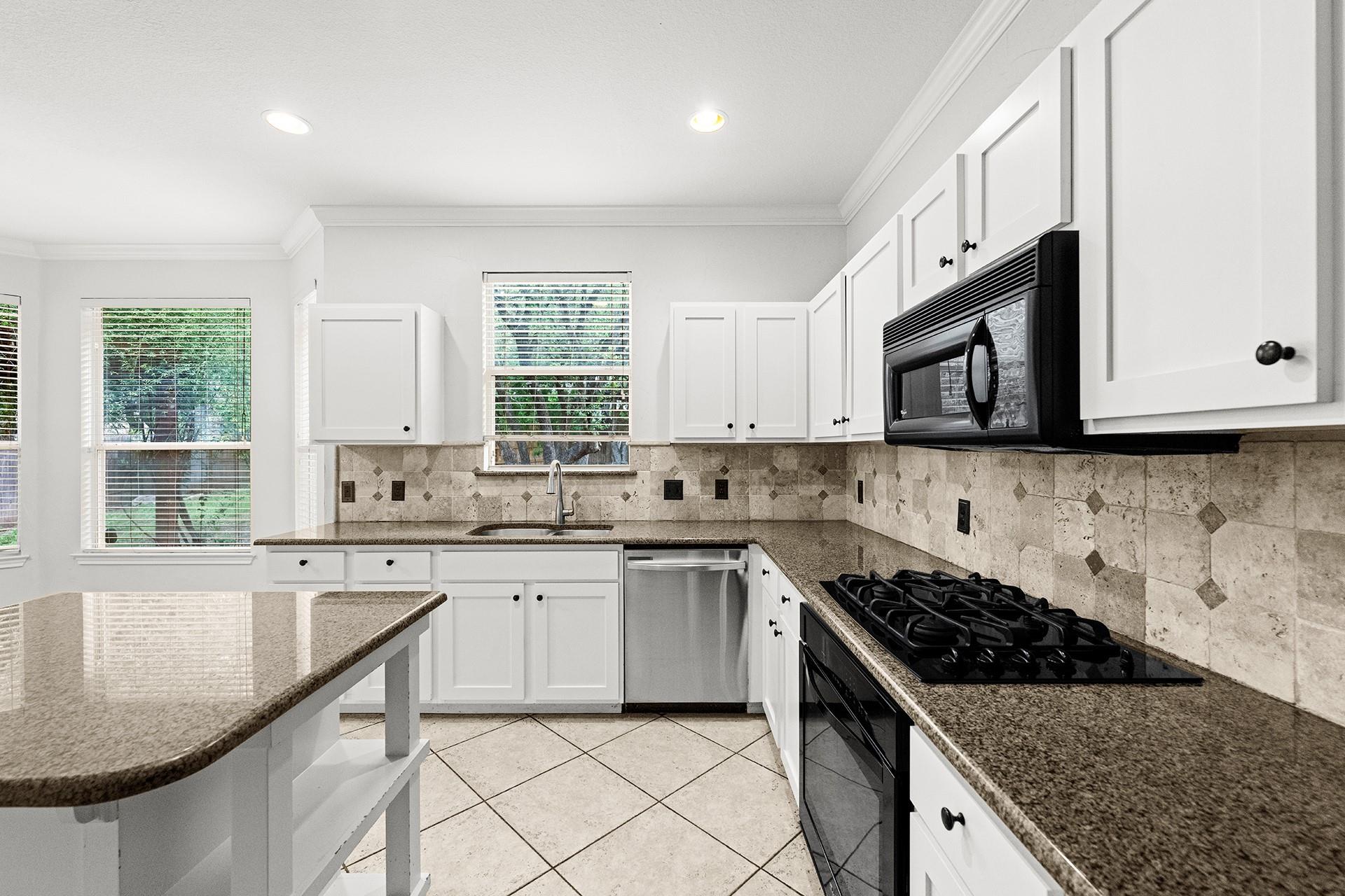 4132 Canyon Glen Cir, Austin, TX 78732