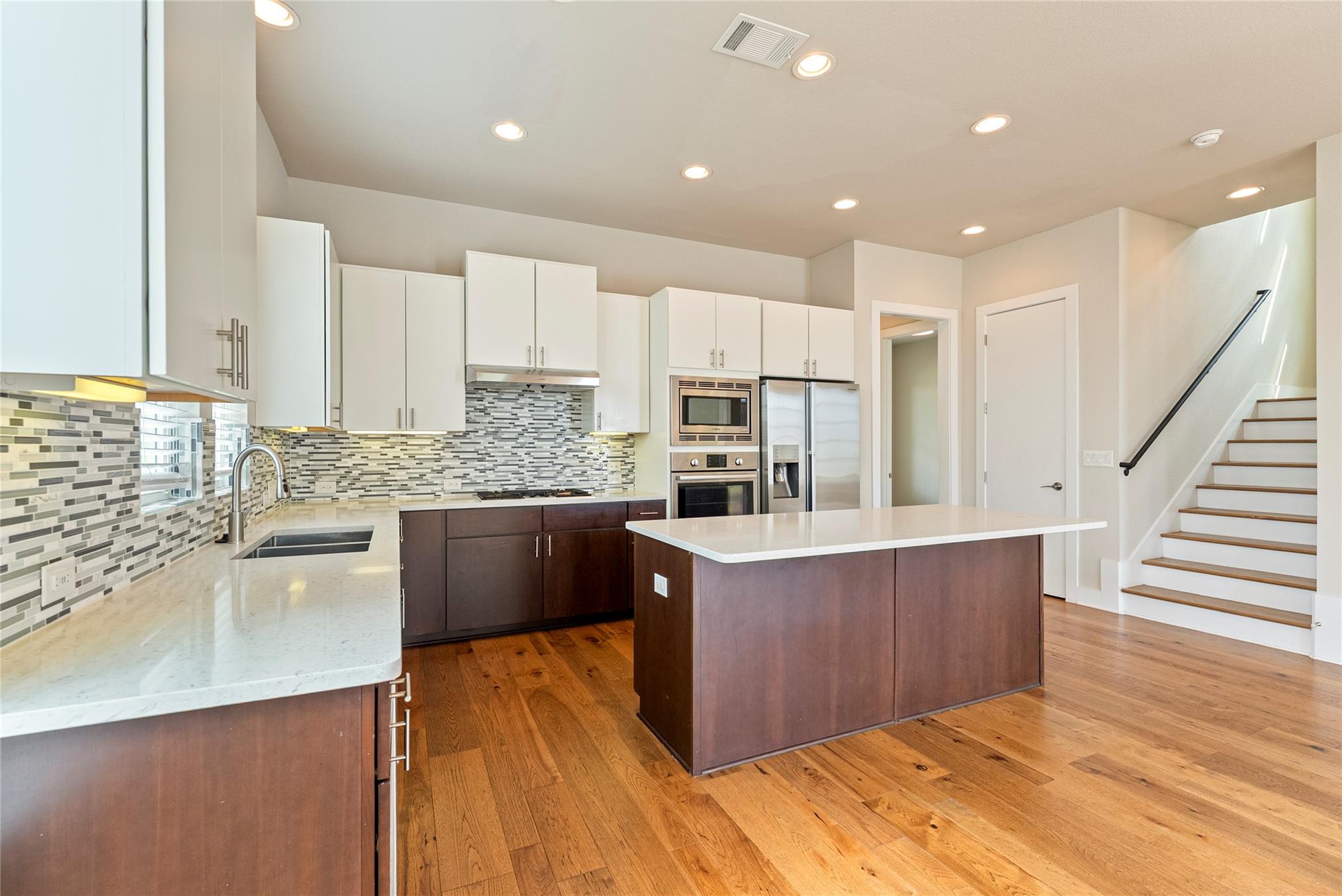 5825 Pinon Vista Dr, Austin, TX 78724