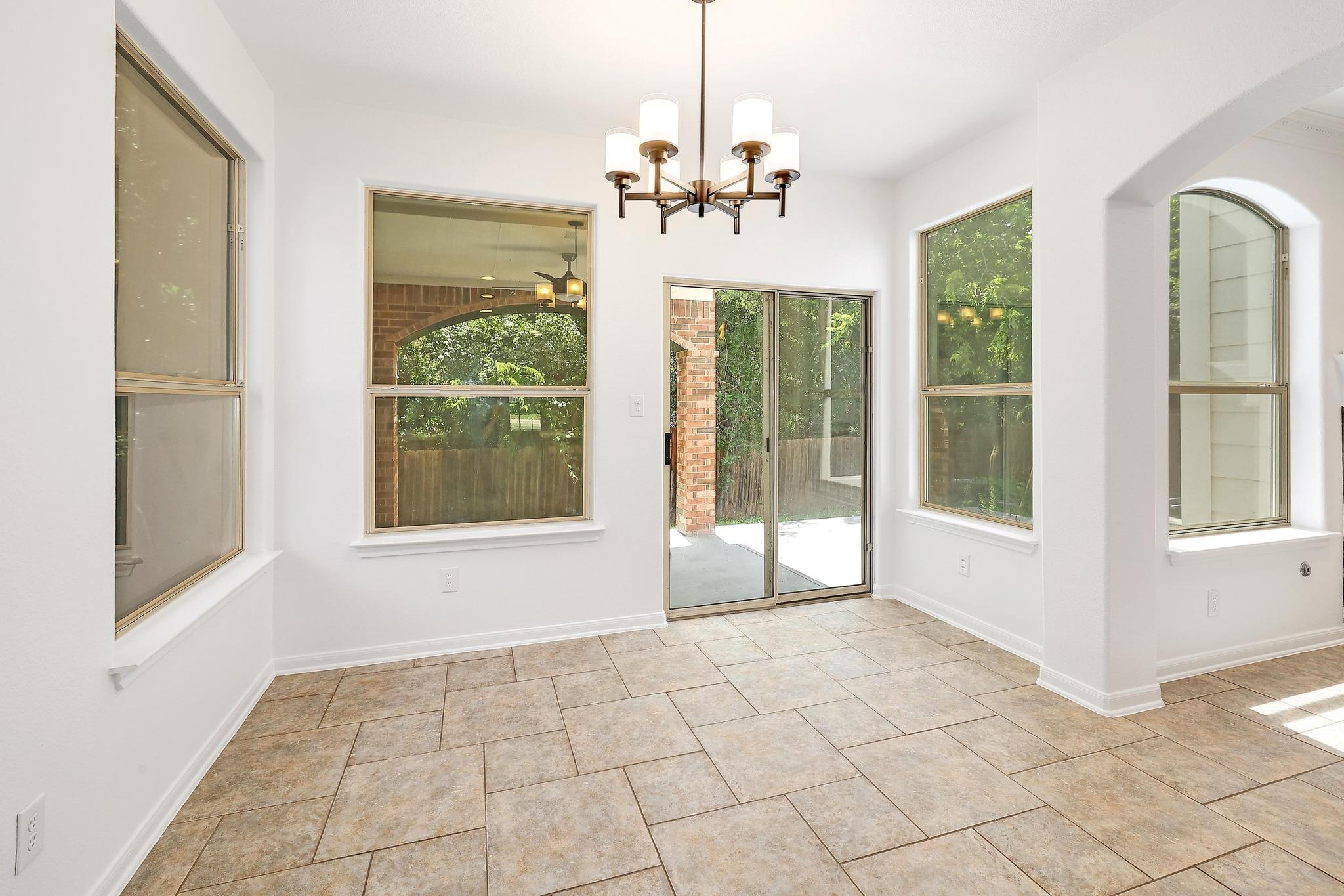 13517 Campesina Dr, Austin, TX 78727
