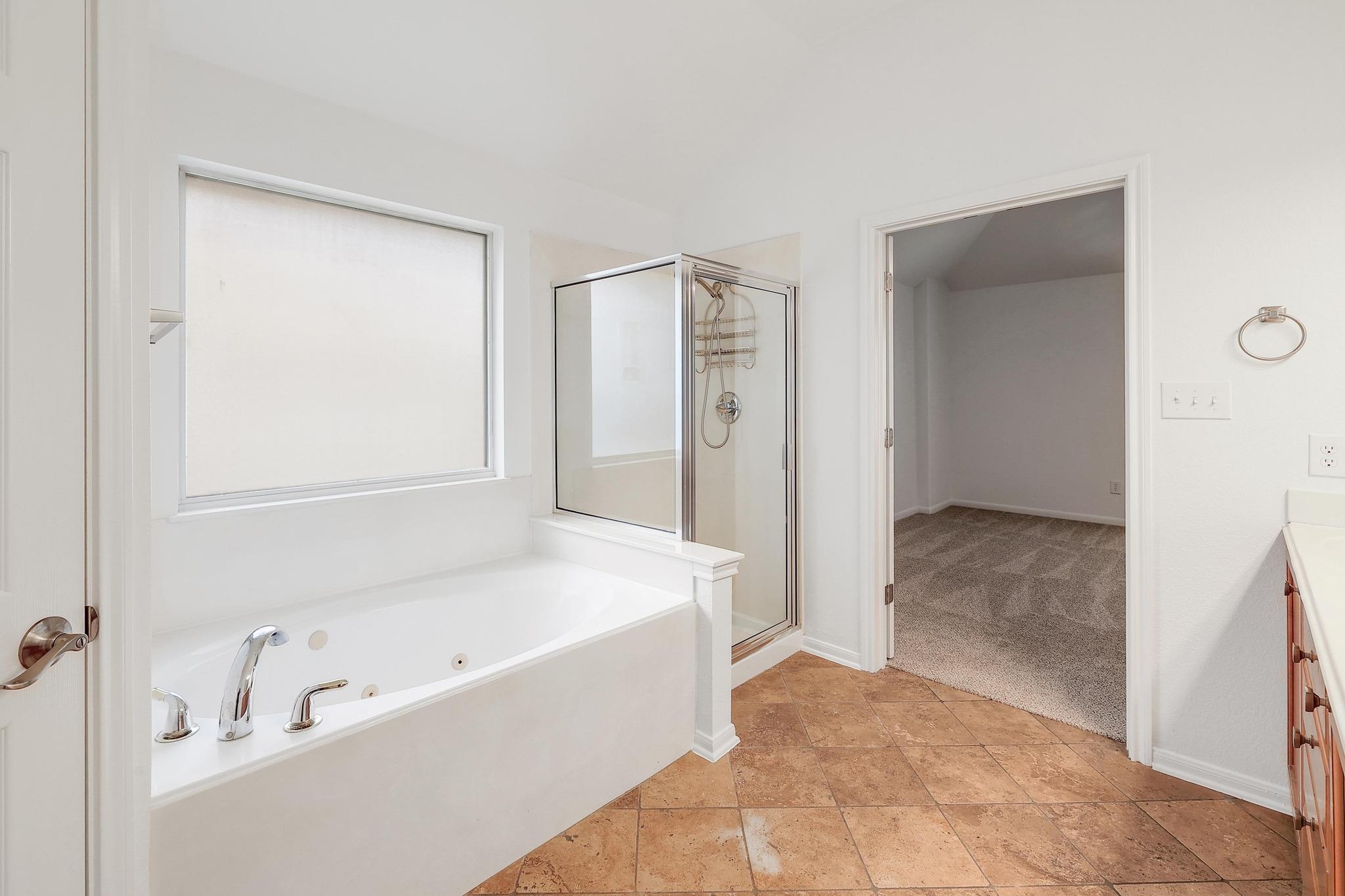 13517 Campesina Dr, Austin, TX 78727