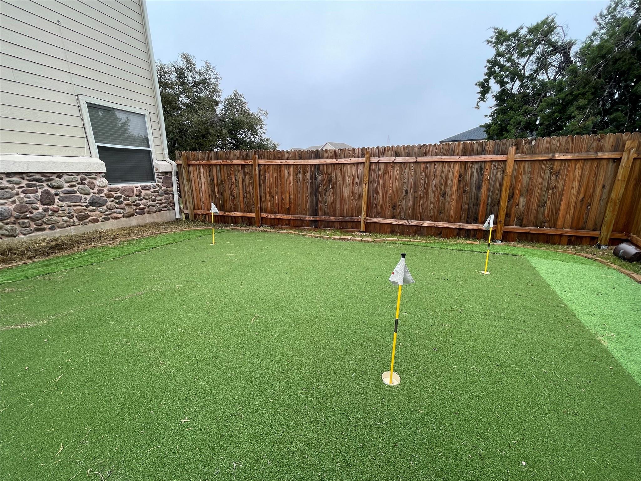 404 Buckhorn Dr, Point Venture, TX 78645