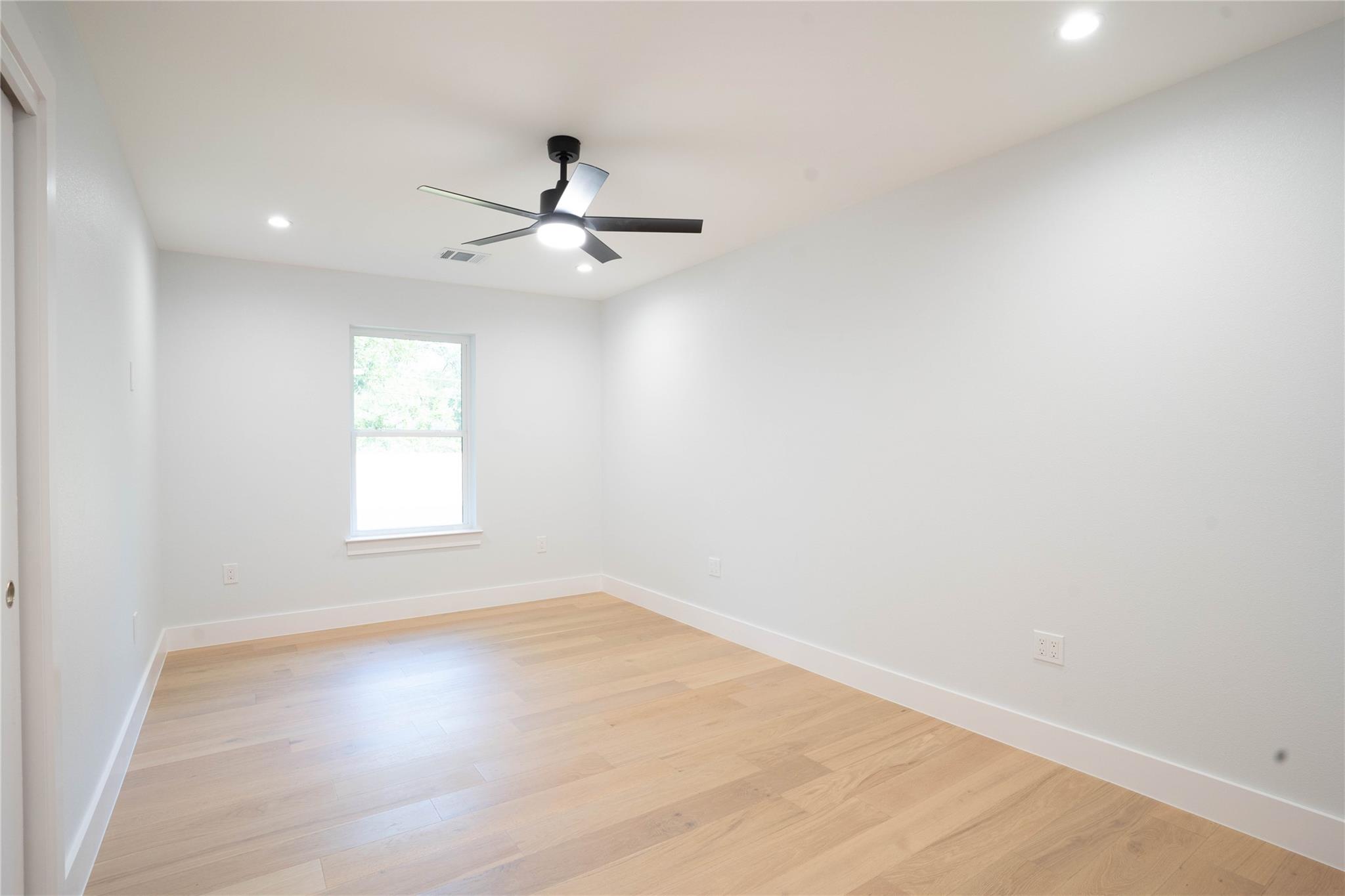 6103 Belfast Dr, Austin, TX 78723