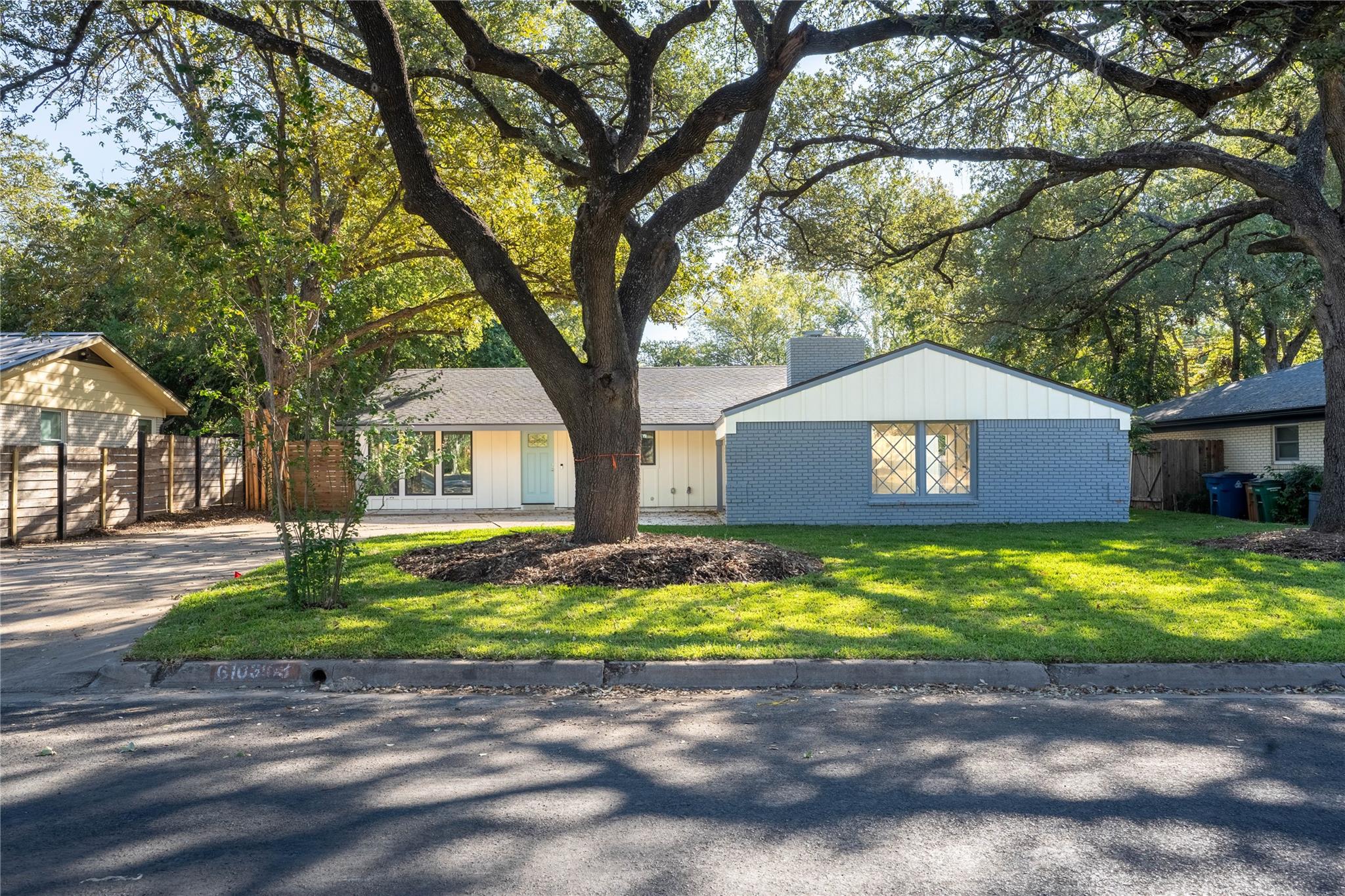 6103 Belfast Dr, Austin, TX 78723