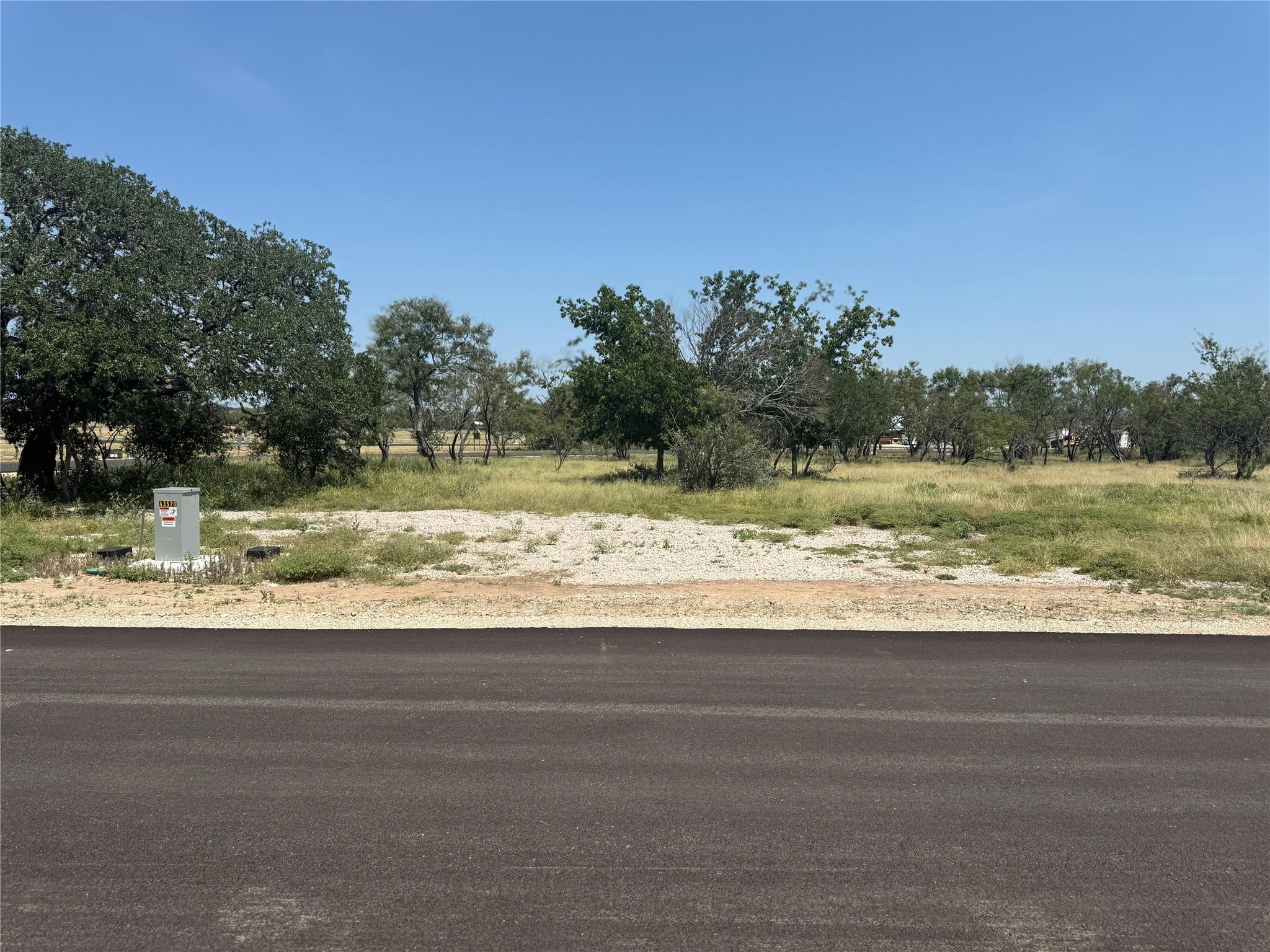 57 Ale Ct, Fredericksburg, TX 78624