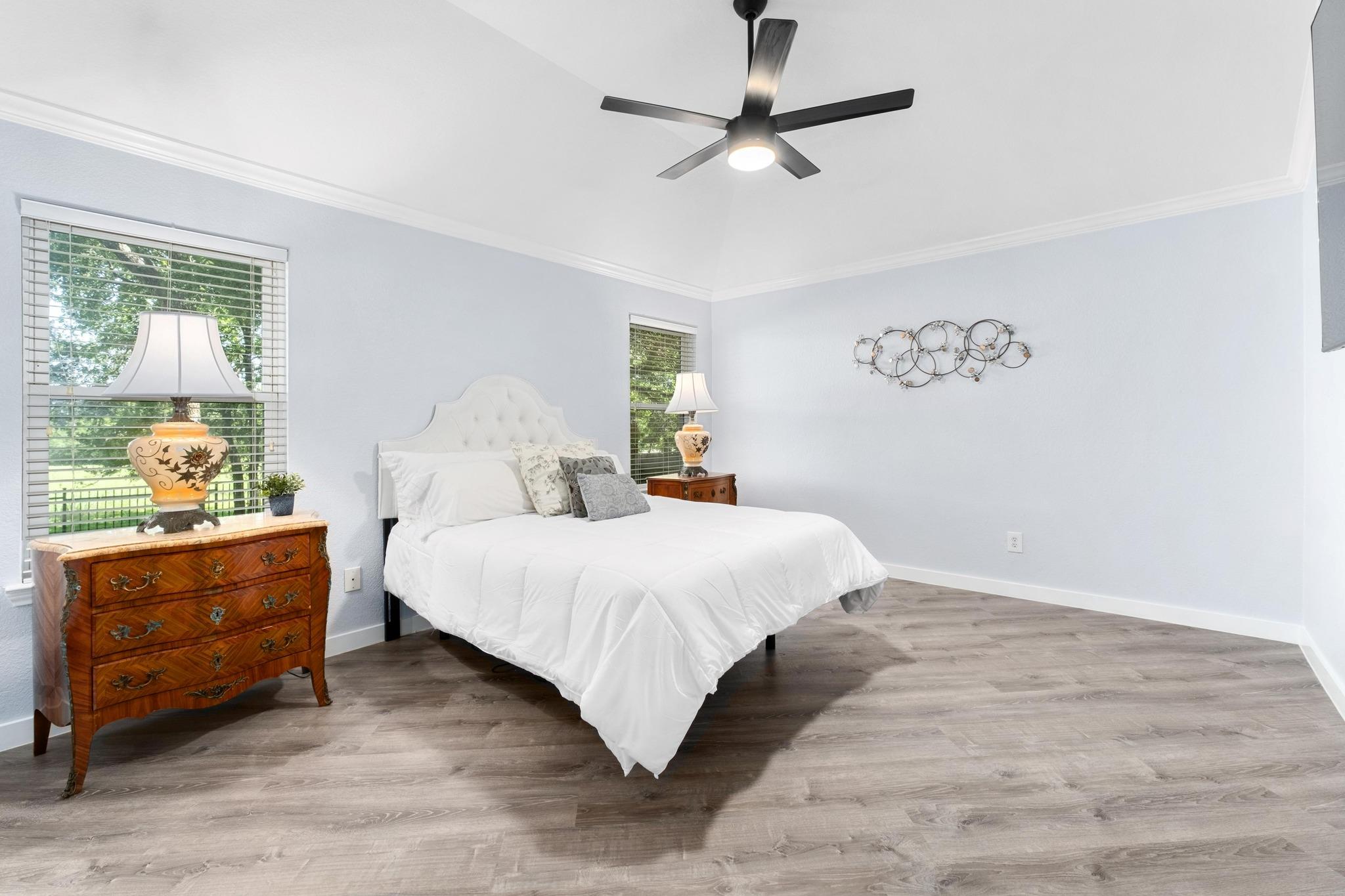 128 Clarence Ct, Buda, TX 78610
