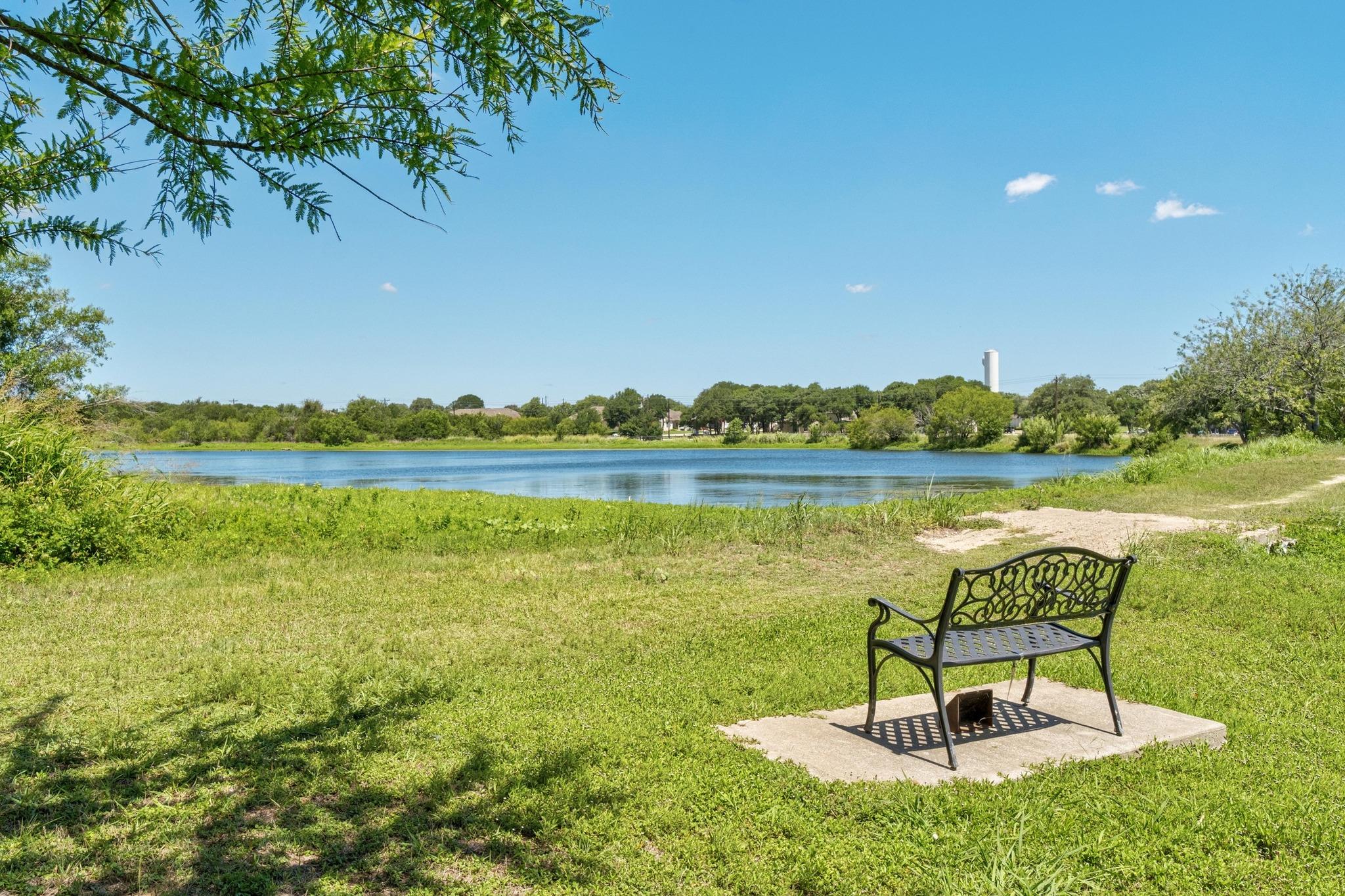 128 Clarence Ct, Buda, TX 78610