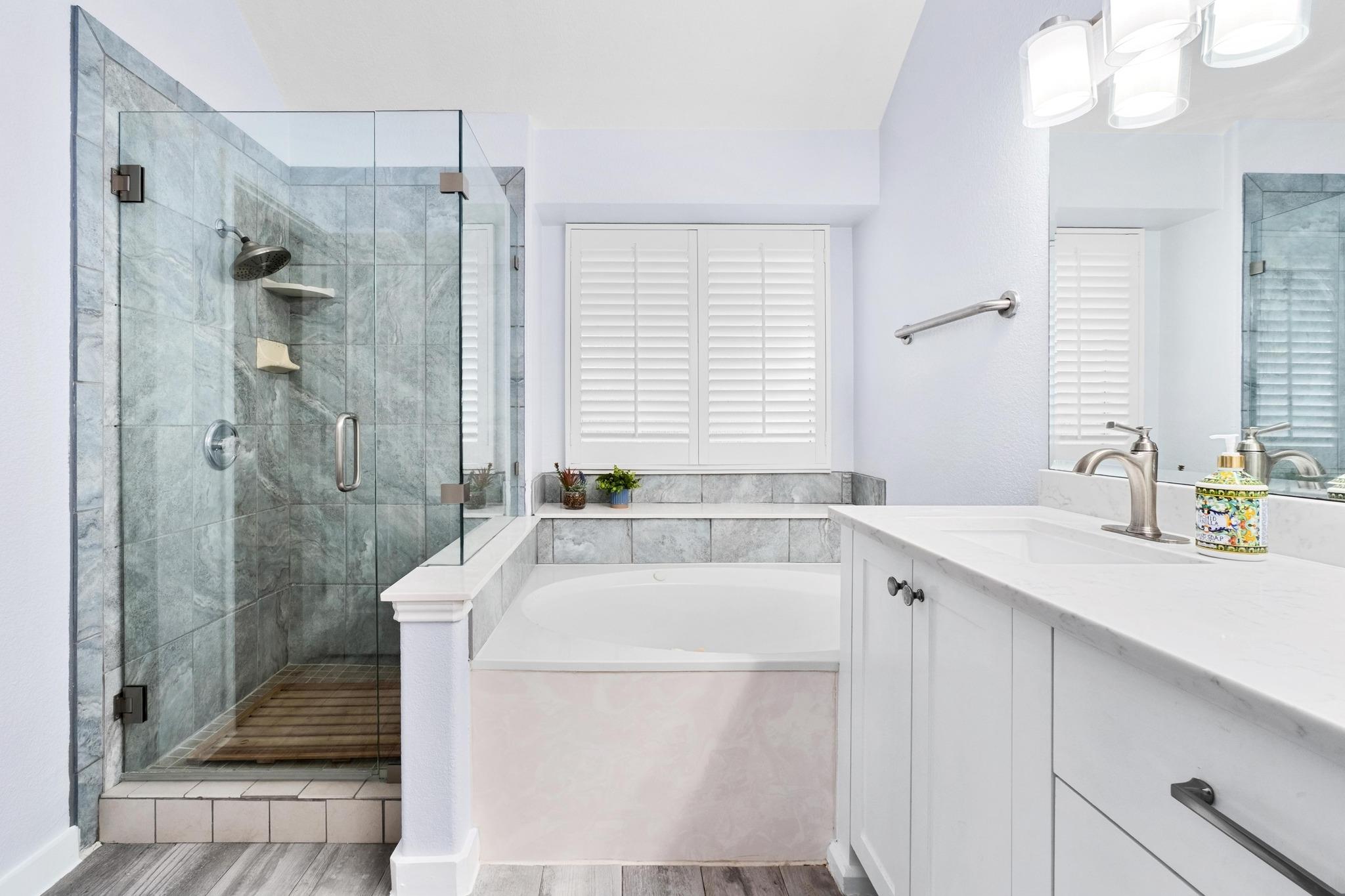 128 Clarence Ct, Buda, TX 78610
