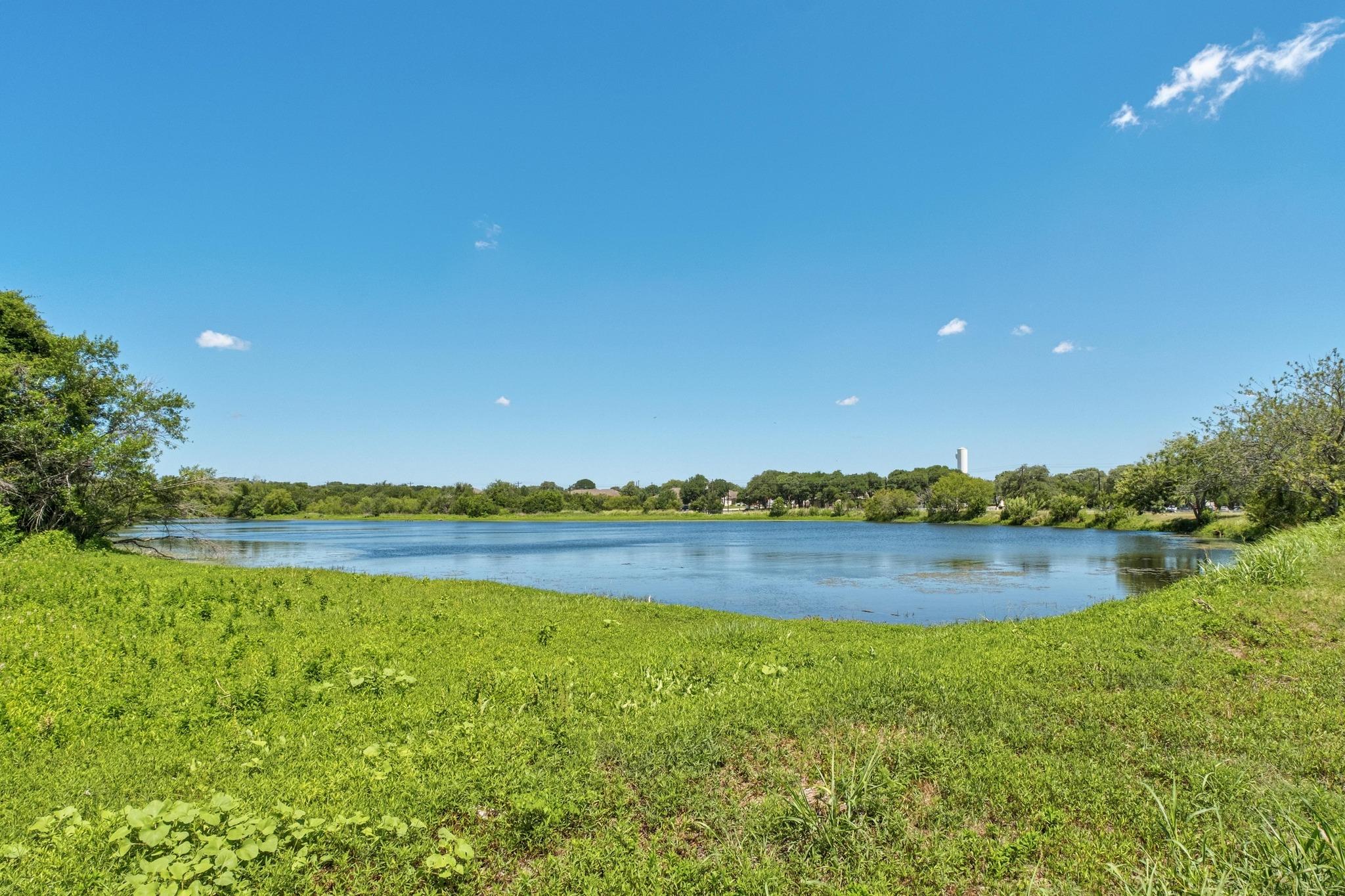 128 Clarence Ct, Buda, TX 78610