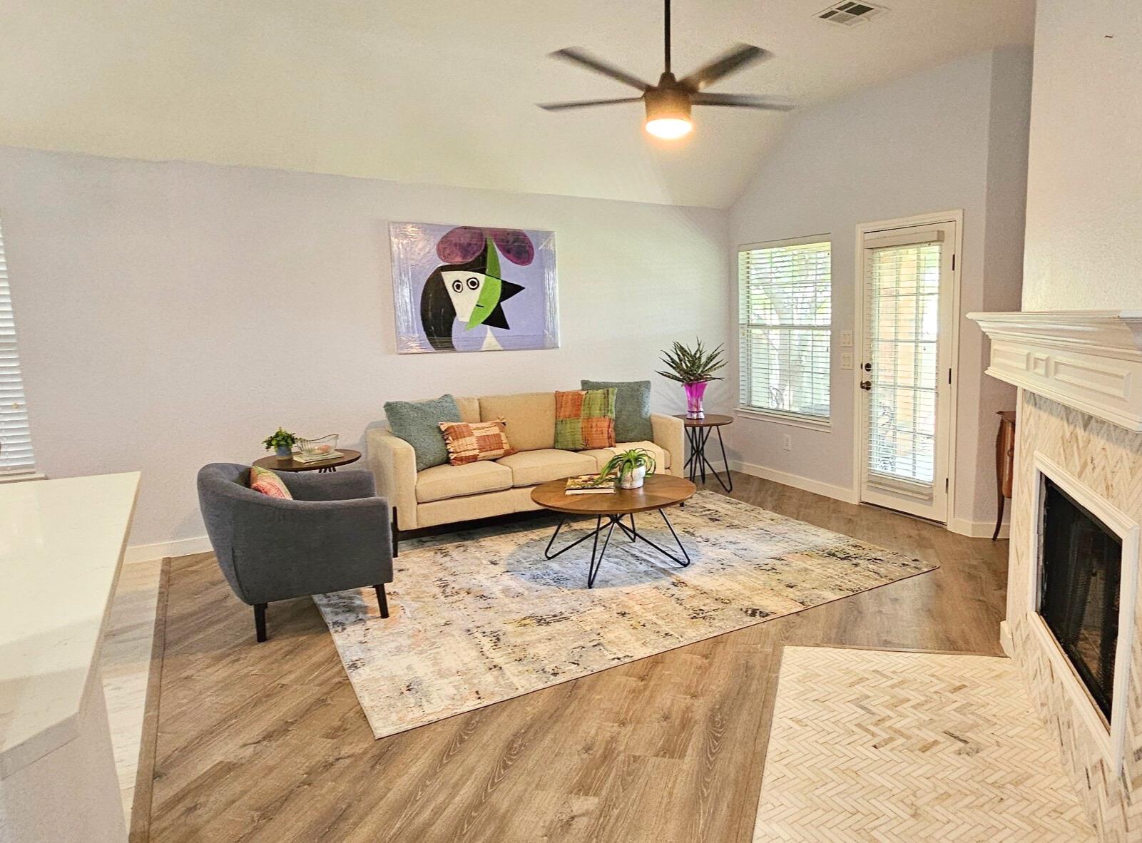 128 Clarence Ct, Buda, TX 78610