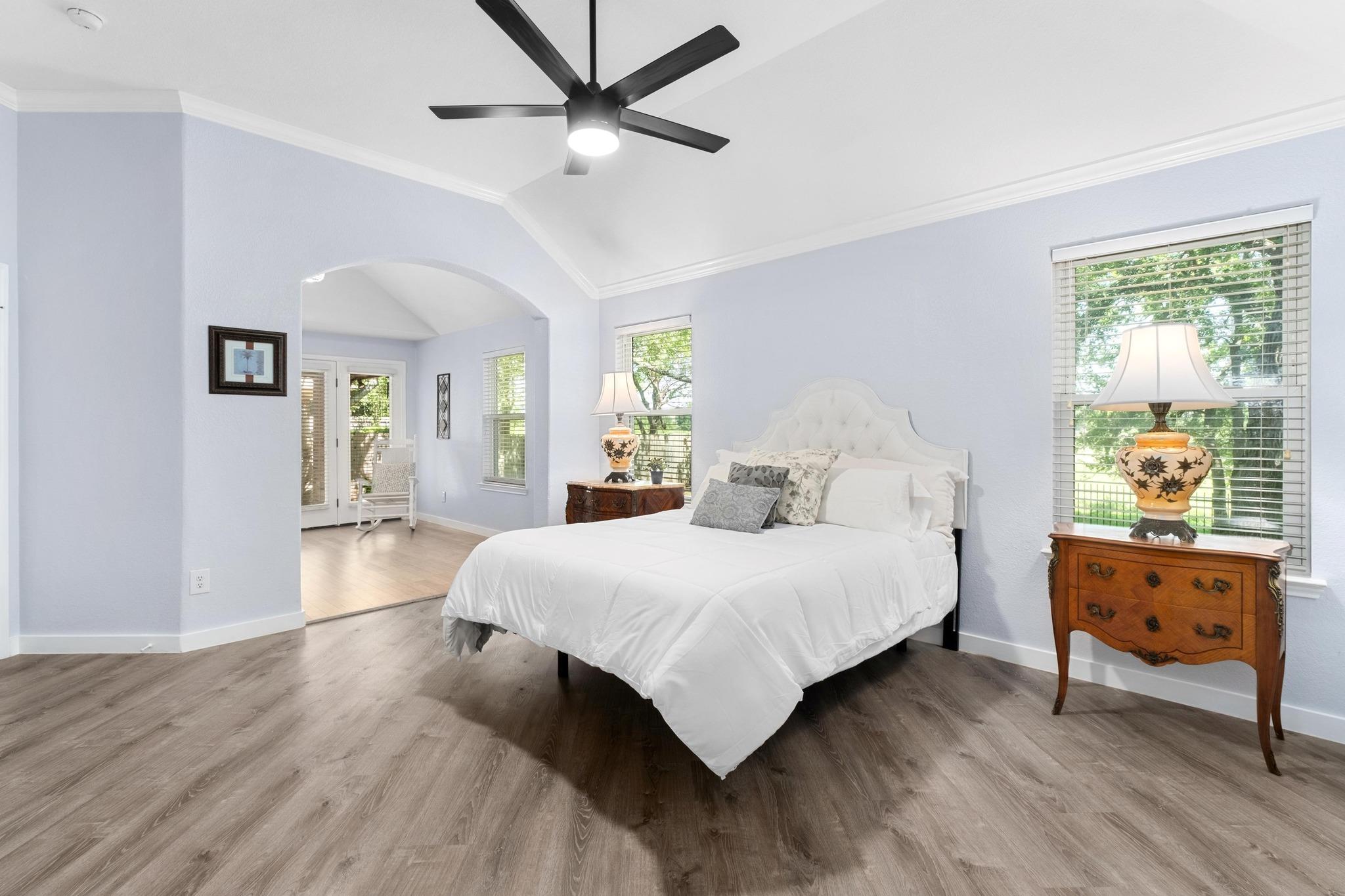 128 Clarence Ct, Buda, TX 78610