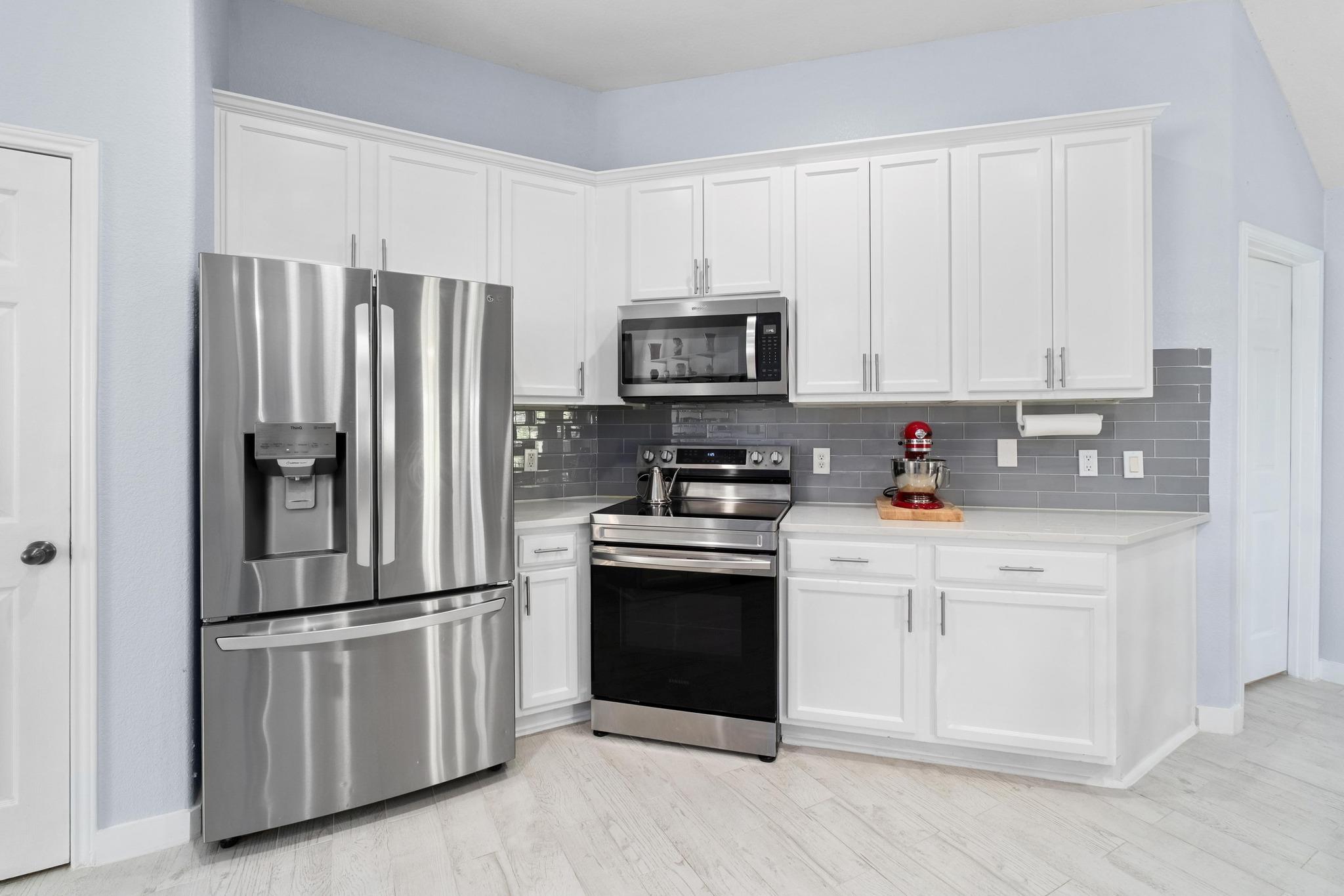 128 Clarence Ct, Buda, TX 78610