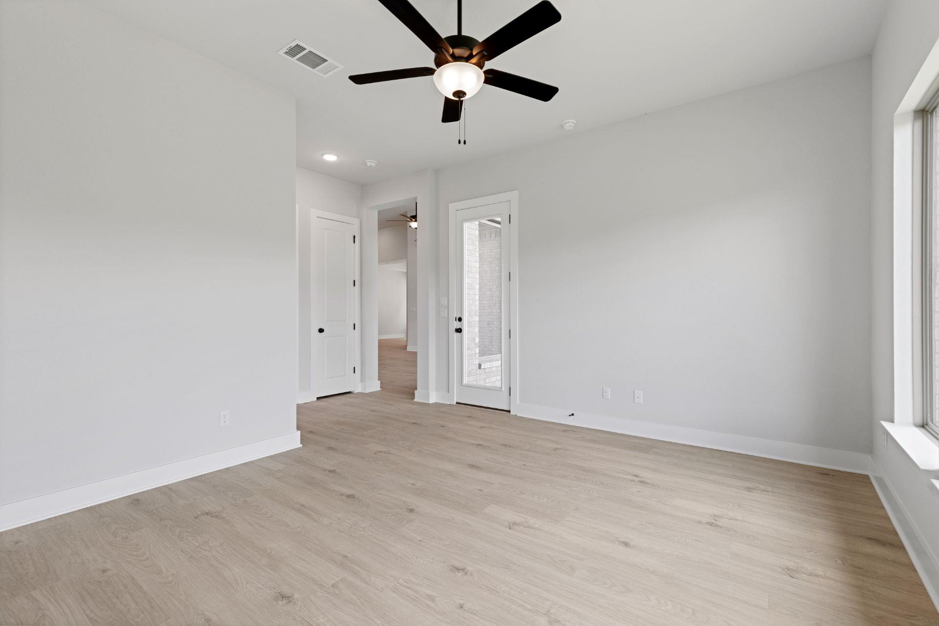 1824 Camay St, Leander, TX 78641