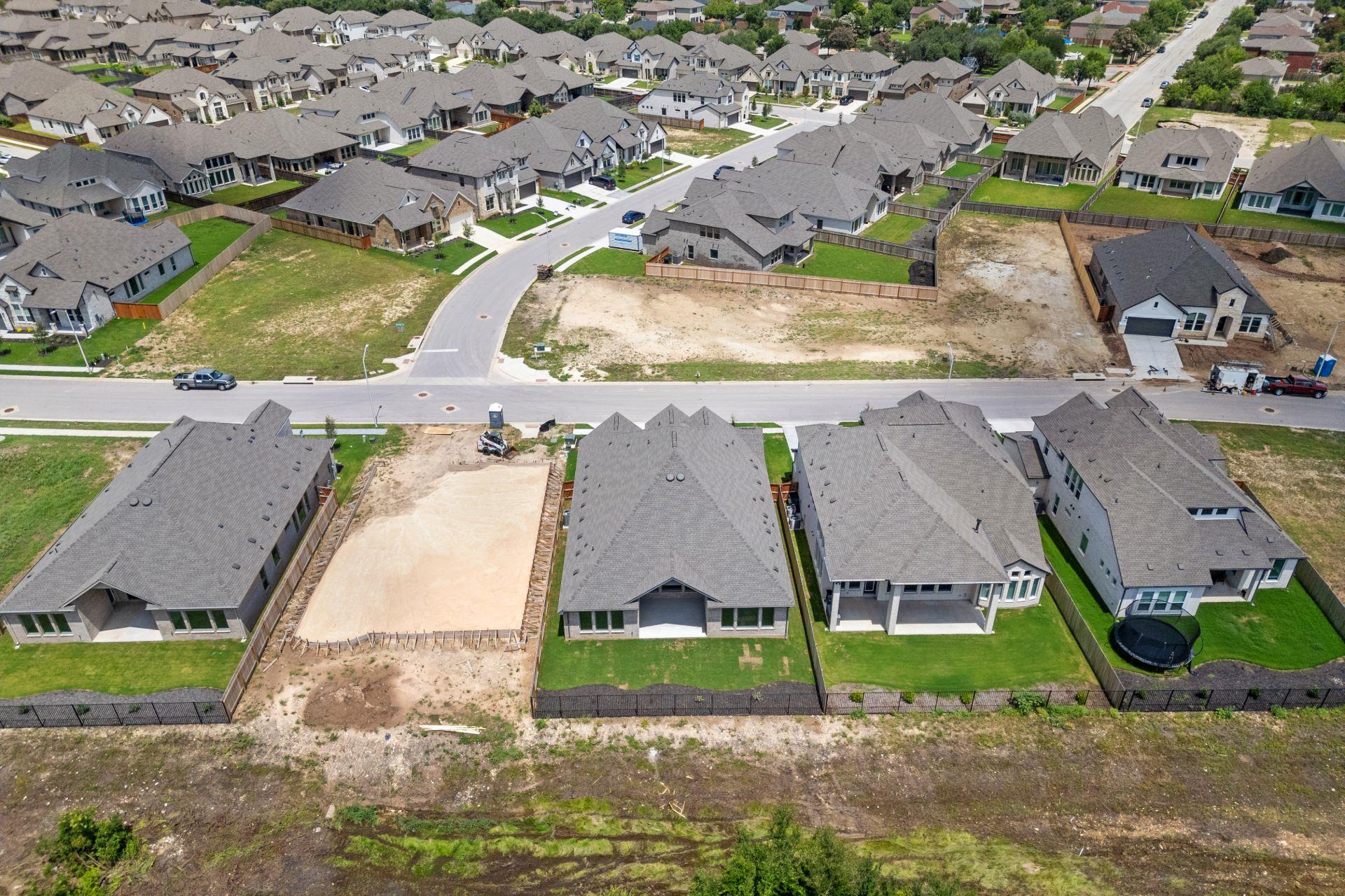 1824 Camay St, Leander, TX 78641