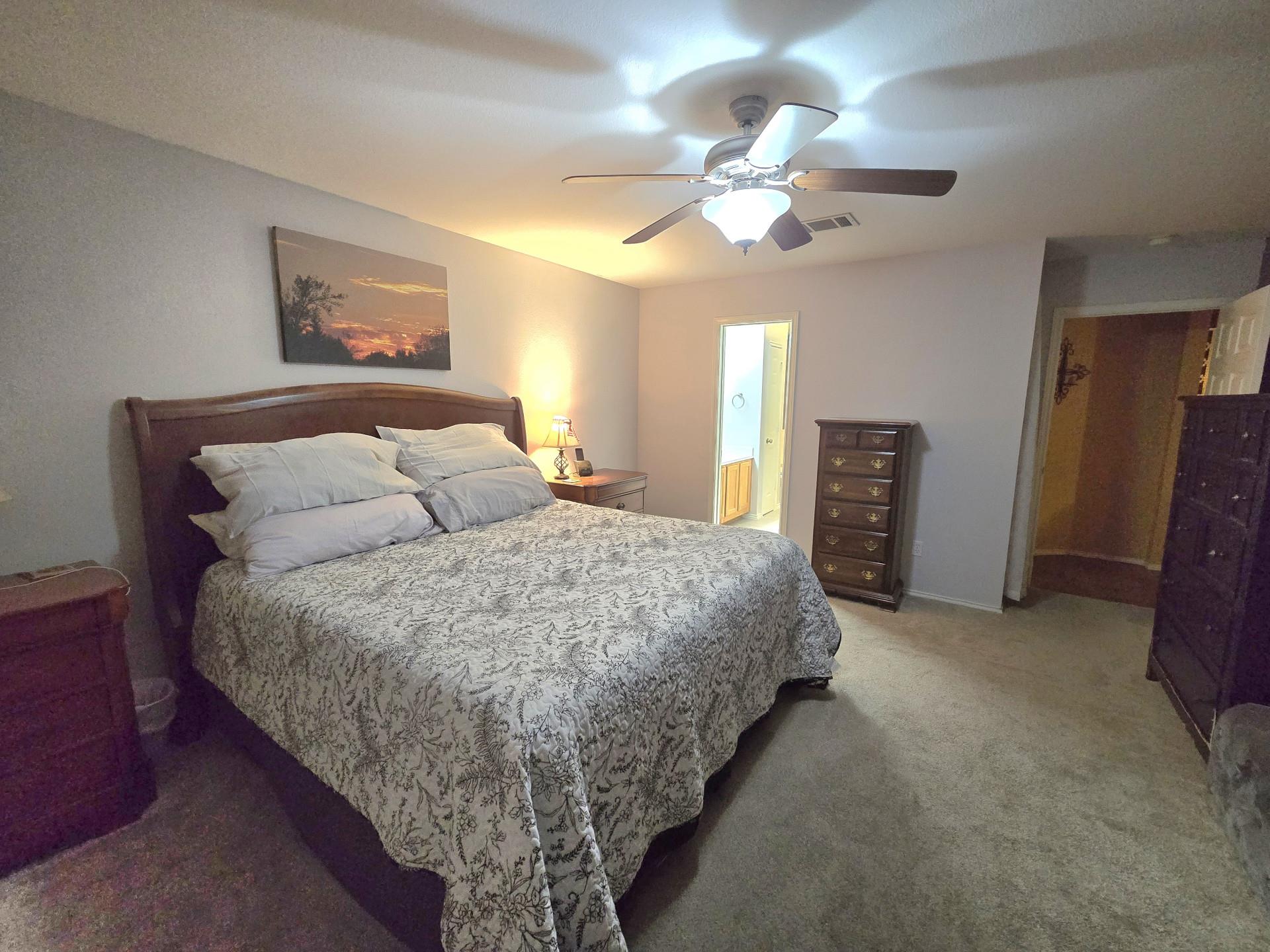 211 Valley Run Trl, Elgin, TX 78621