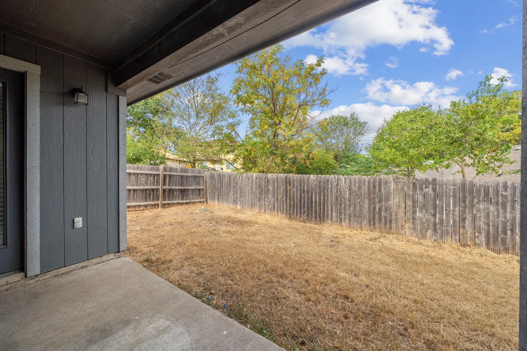 4904 Gnarled Oak Cv, Austin, TX 78744