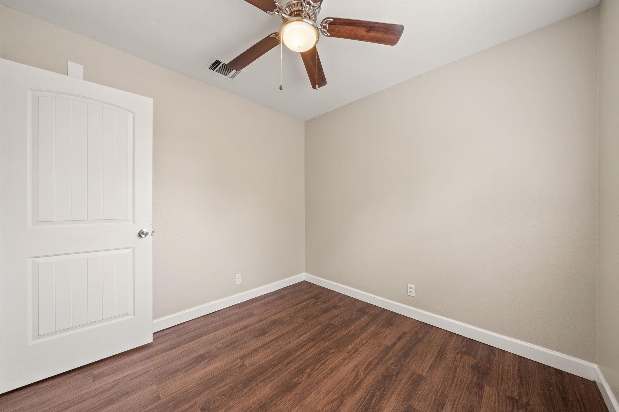 4904 Gnarled Oak Cv, Austin, TX 78744