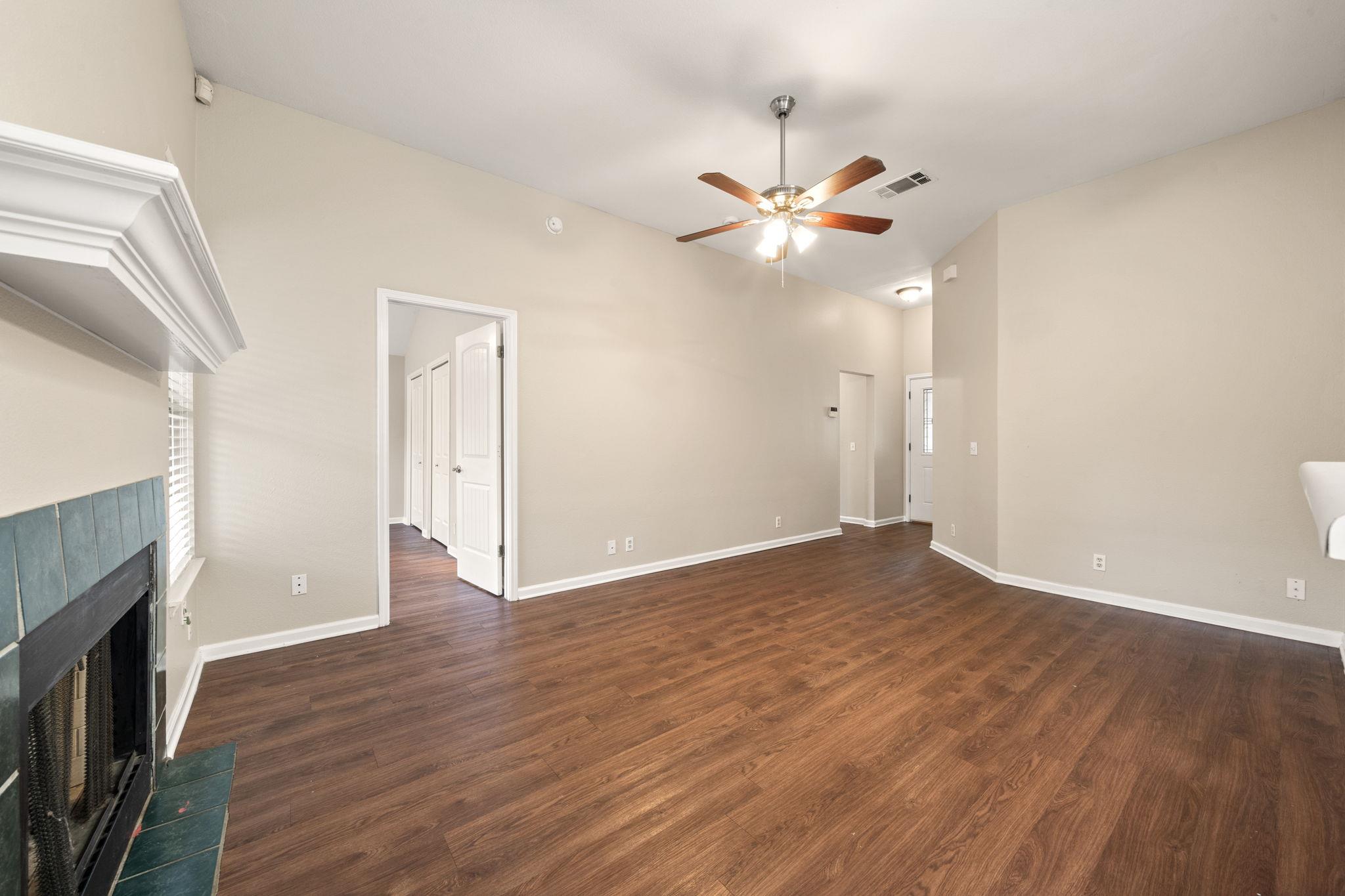 4904 Gnarled Oak Cv, Austin, TX 78744